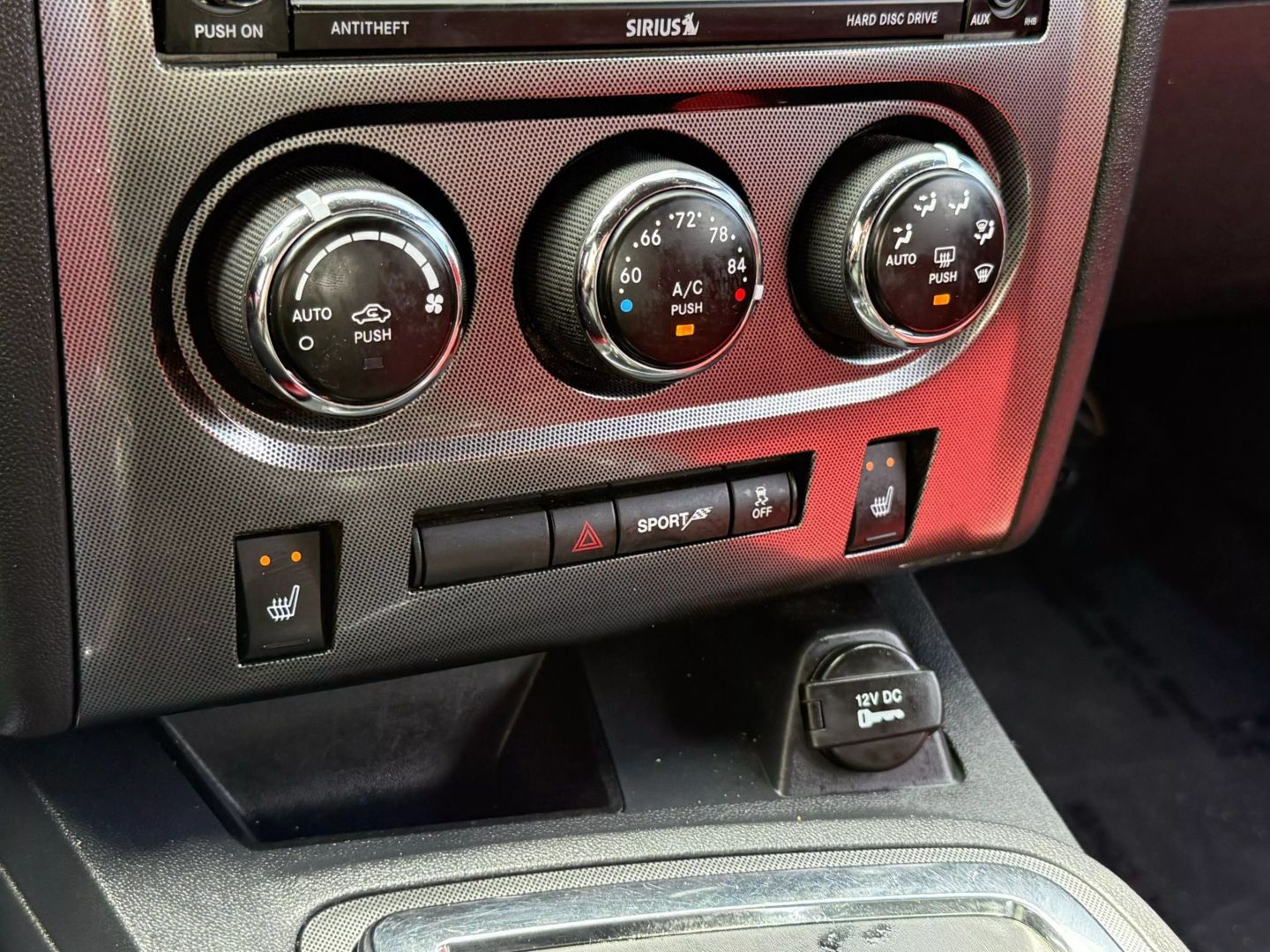 2013 Dodge Challenger - Image 29
