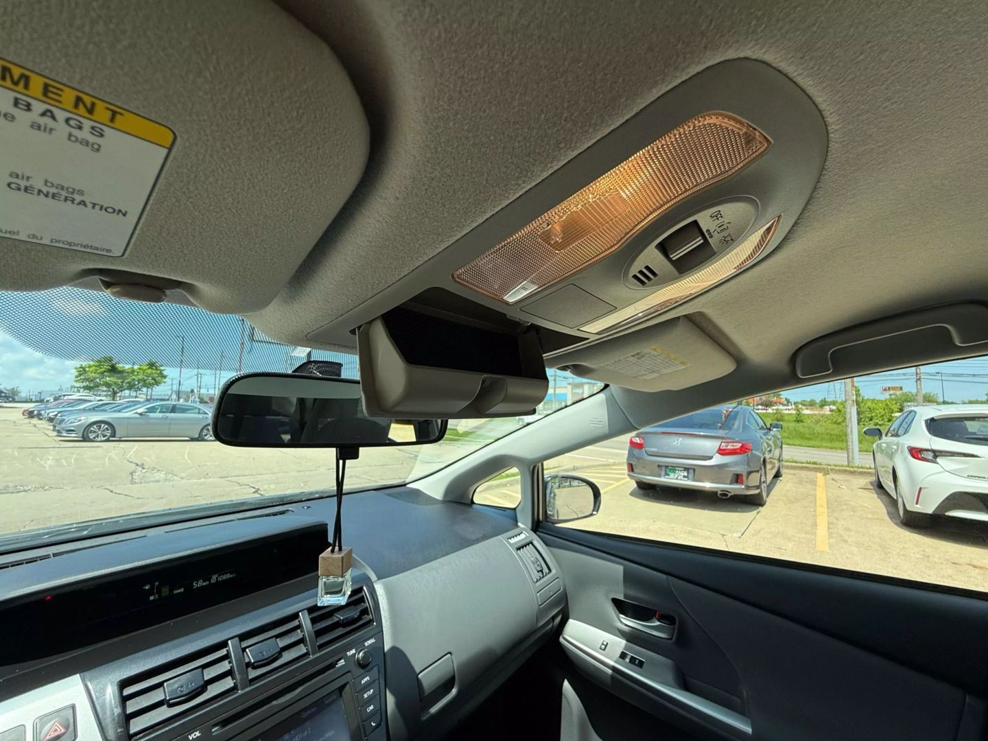 2014 Toyota Prius V - Image 42