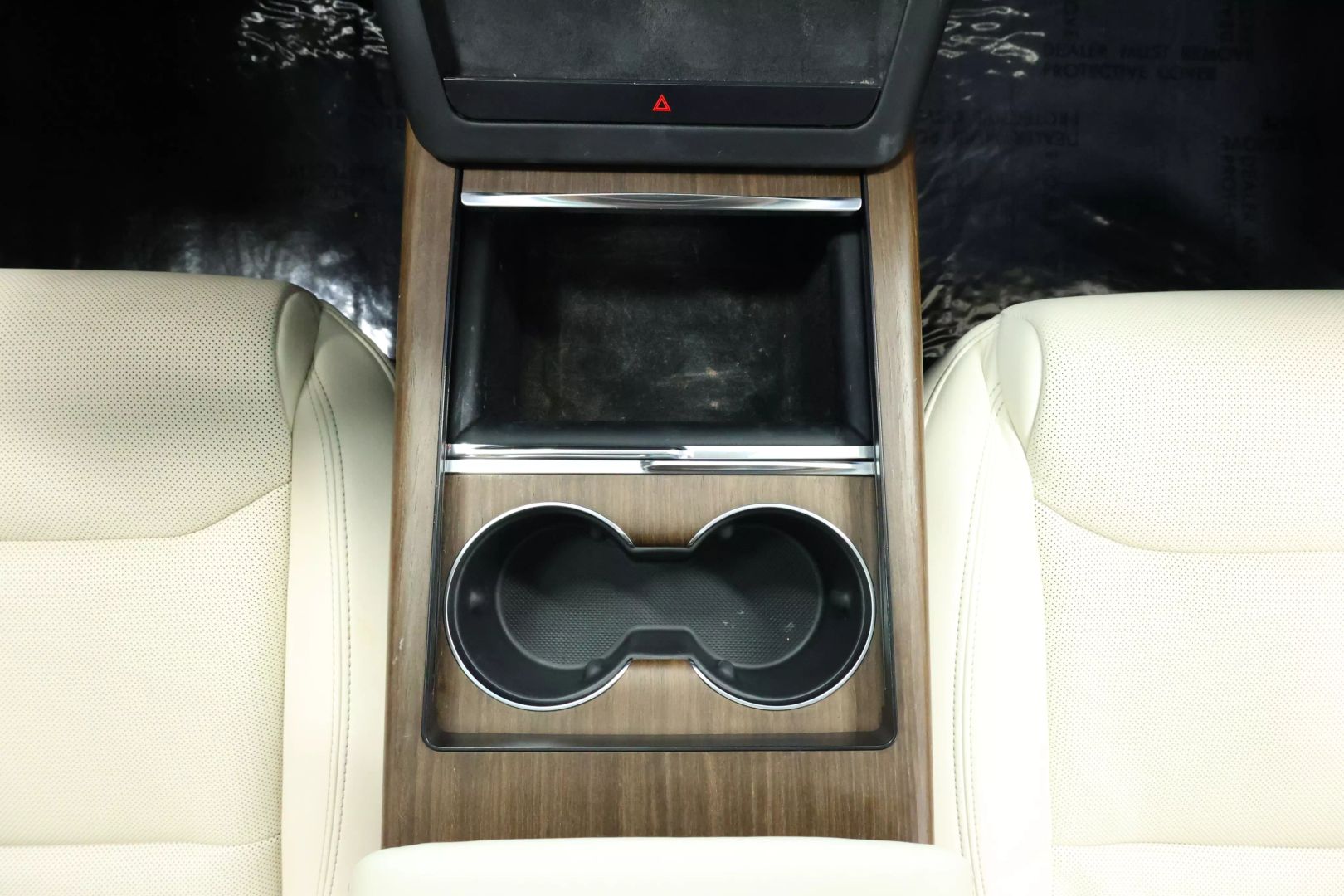 2023 Tesla Model X - Image 37