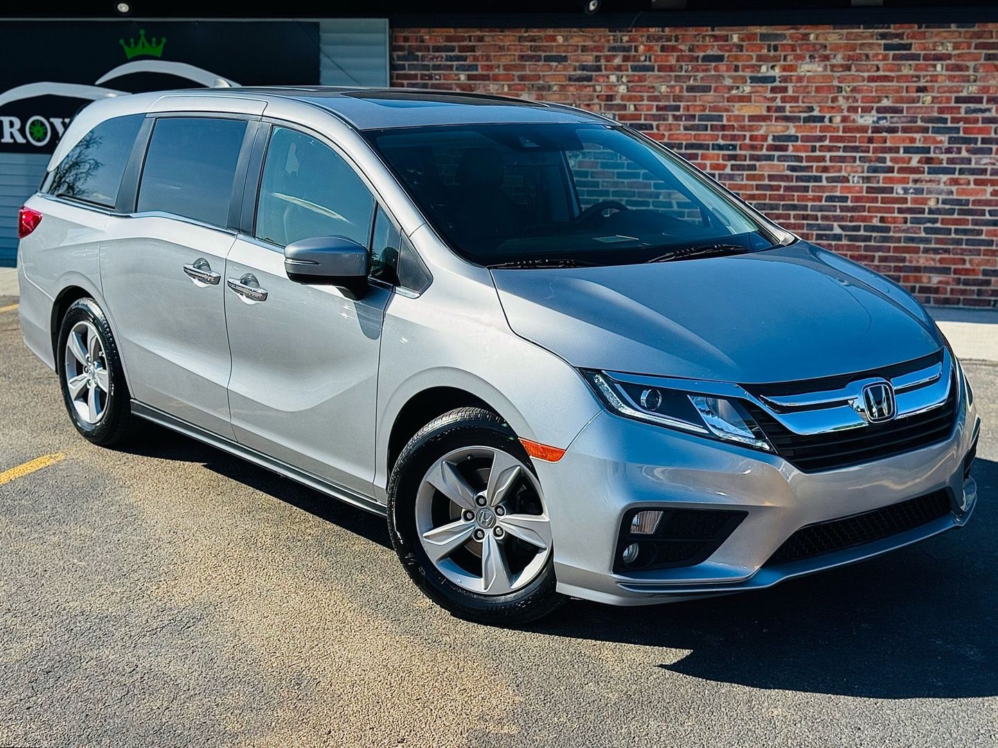 2019 Honda Odyssey - Image 2