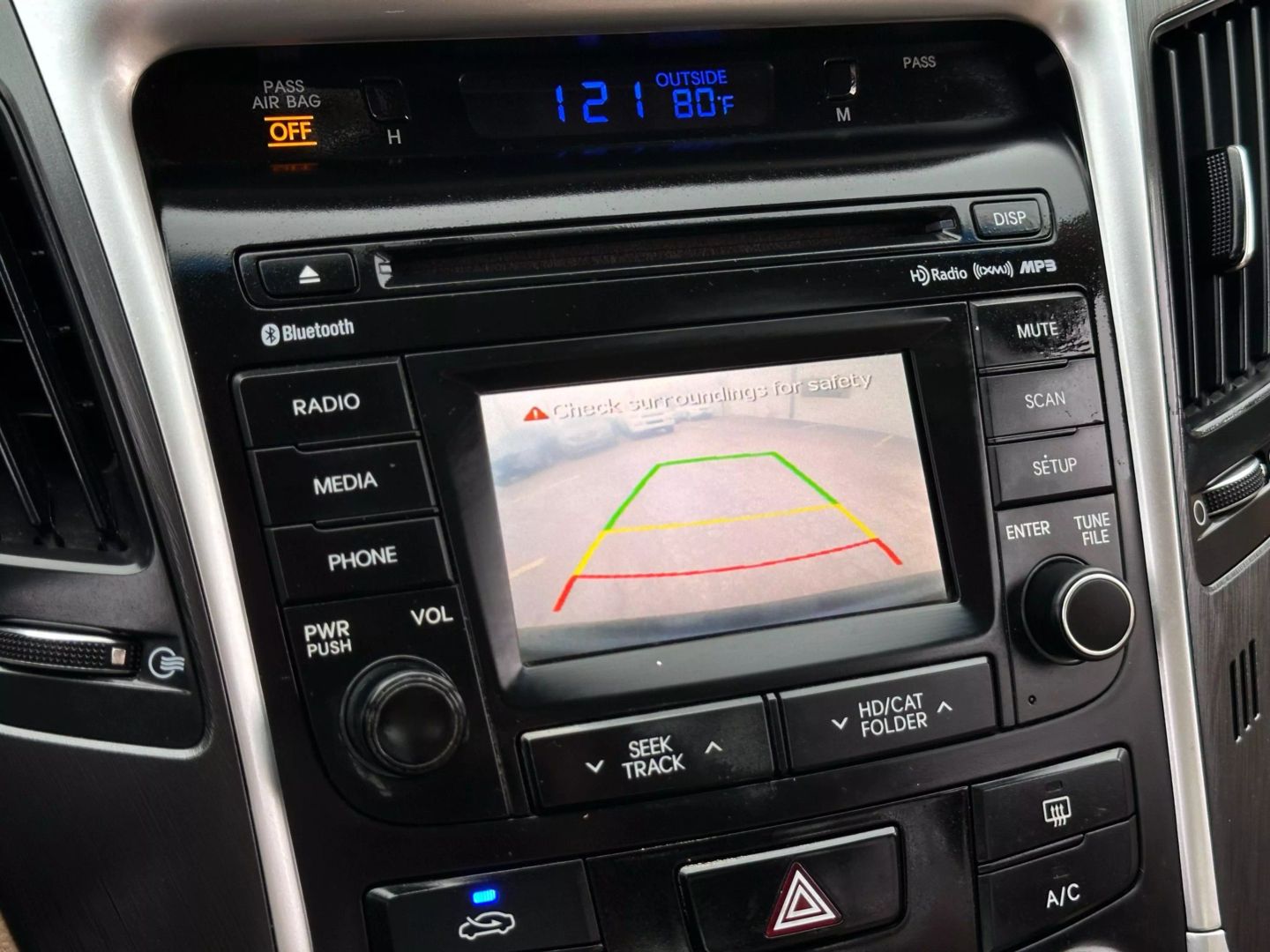 2014 Hyundai Sonata - Image 31