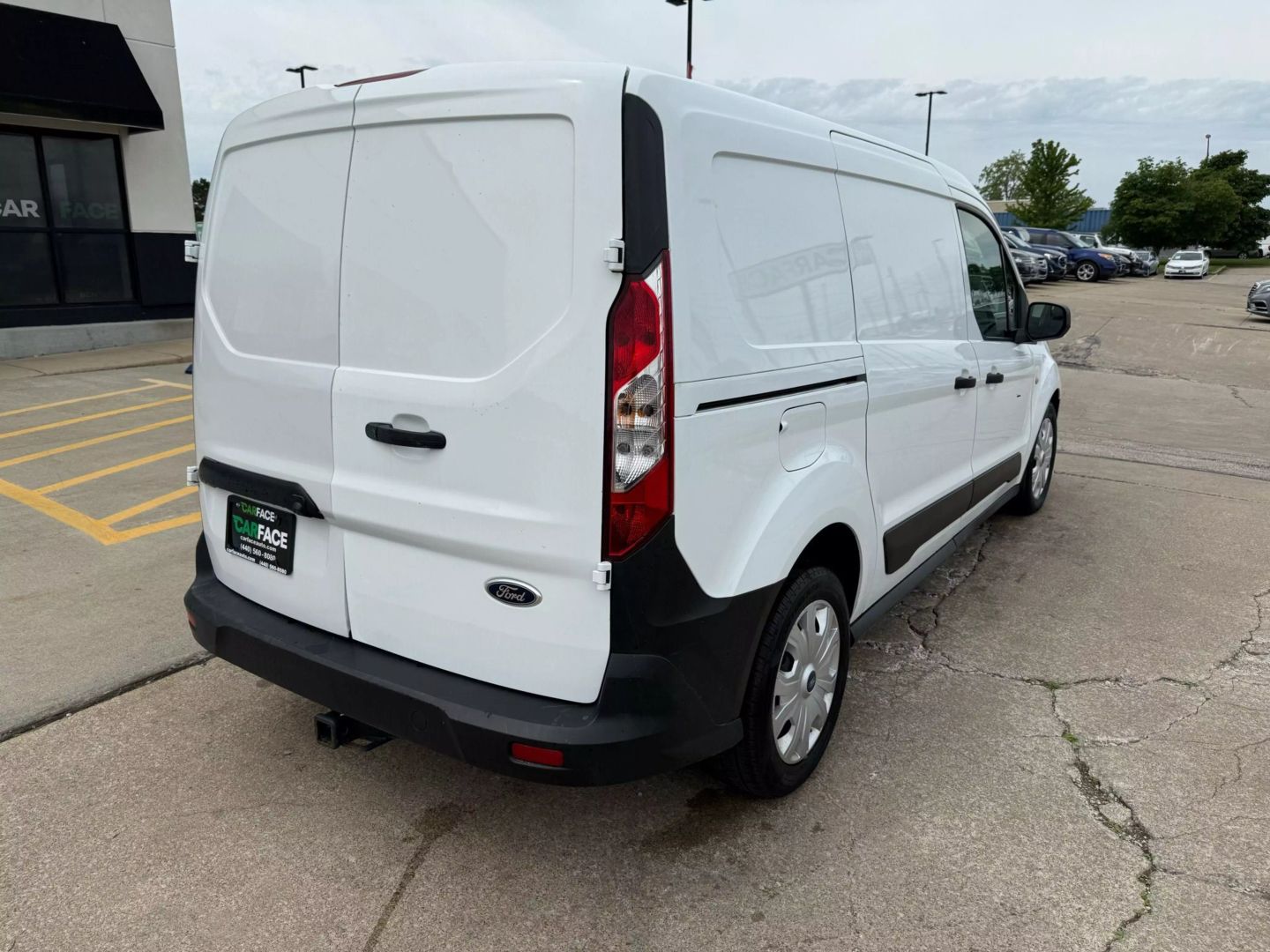 2022 Ford Transit Connect Cargo Van - Image 12