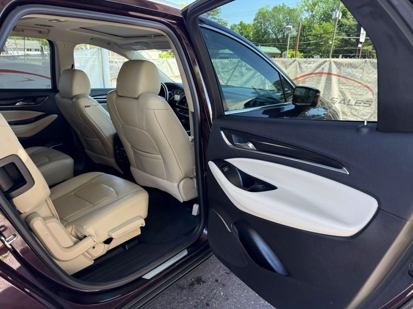 2019 Buick Enclave - Image 23