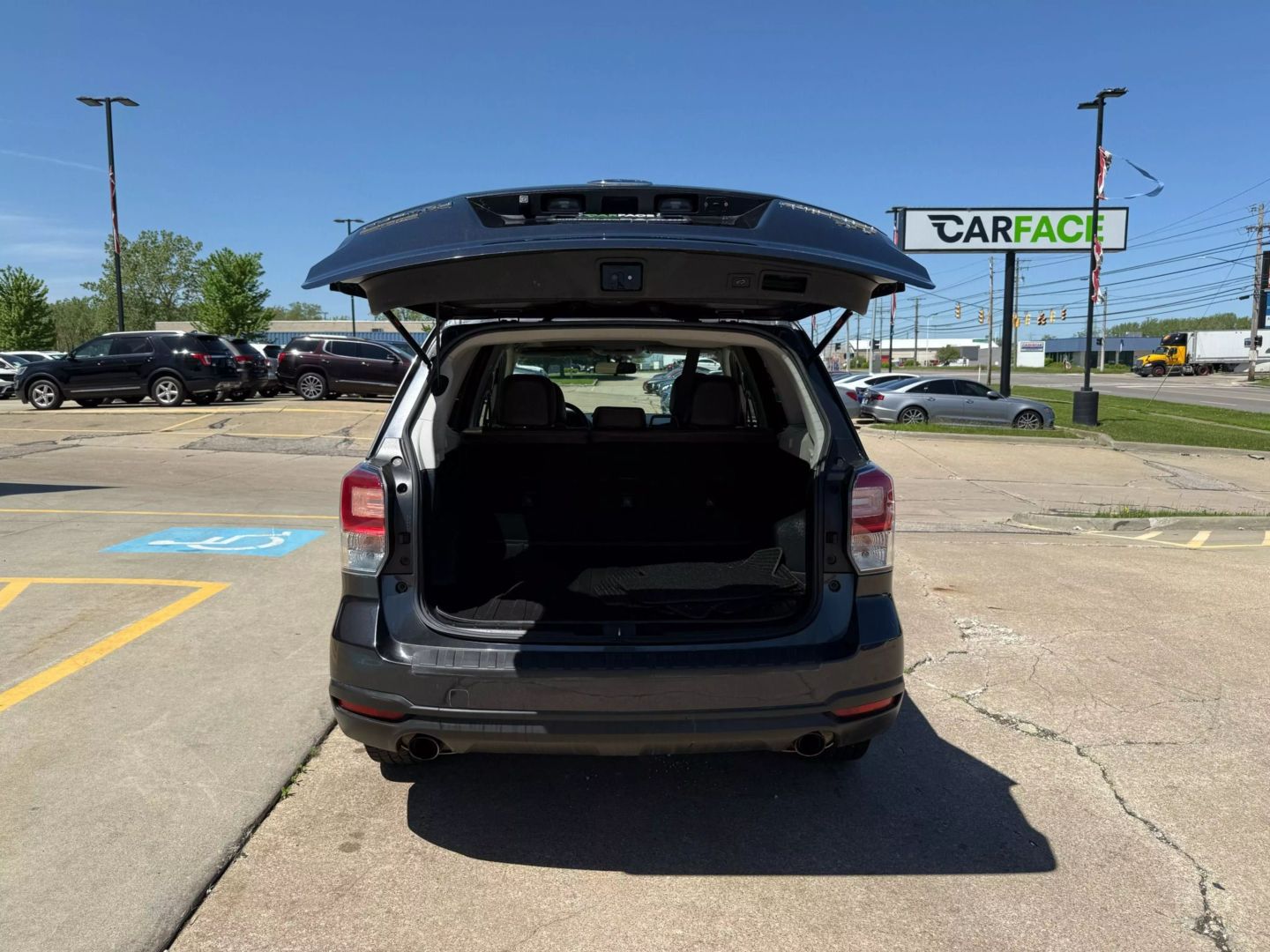 2017 Subaru Forester - Image 11