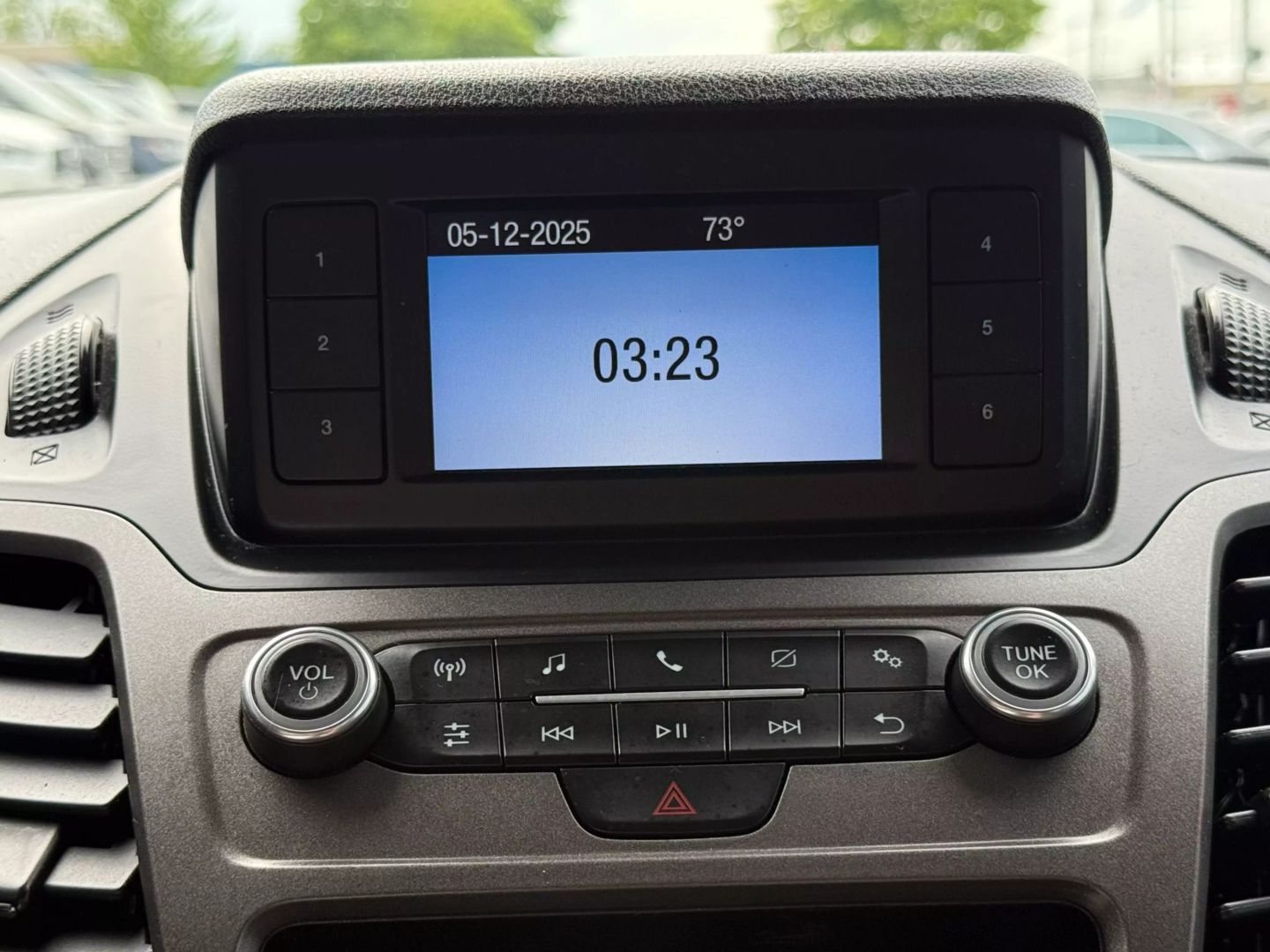 2019 Ford Transit Connect Passenger - Image 31