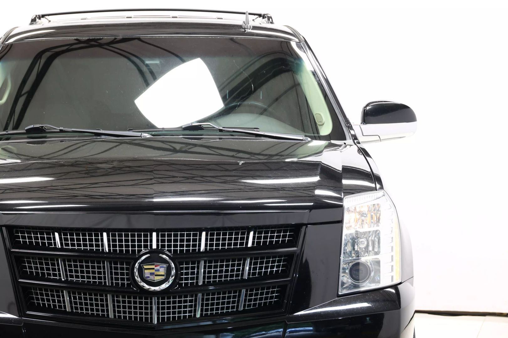 2012 Cadillac Escalade - Image 99