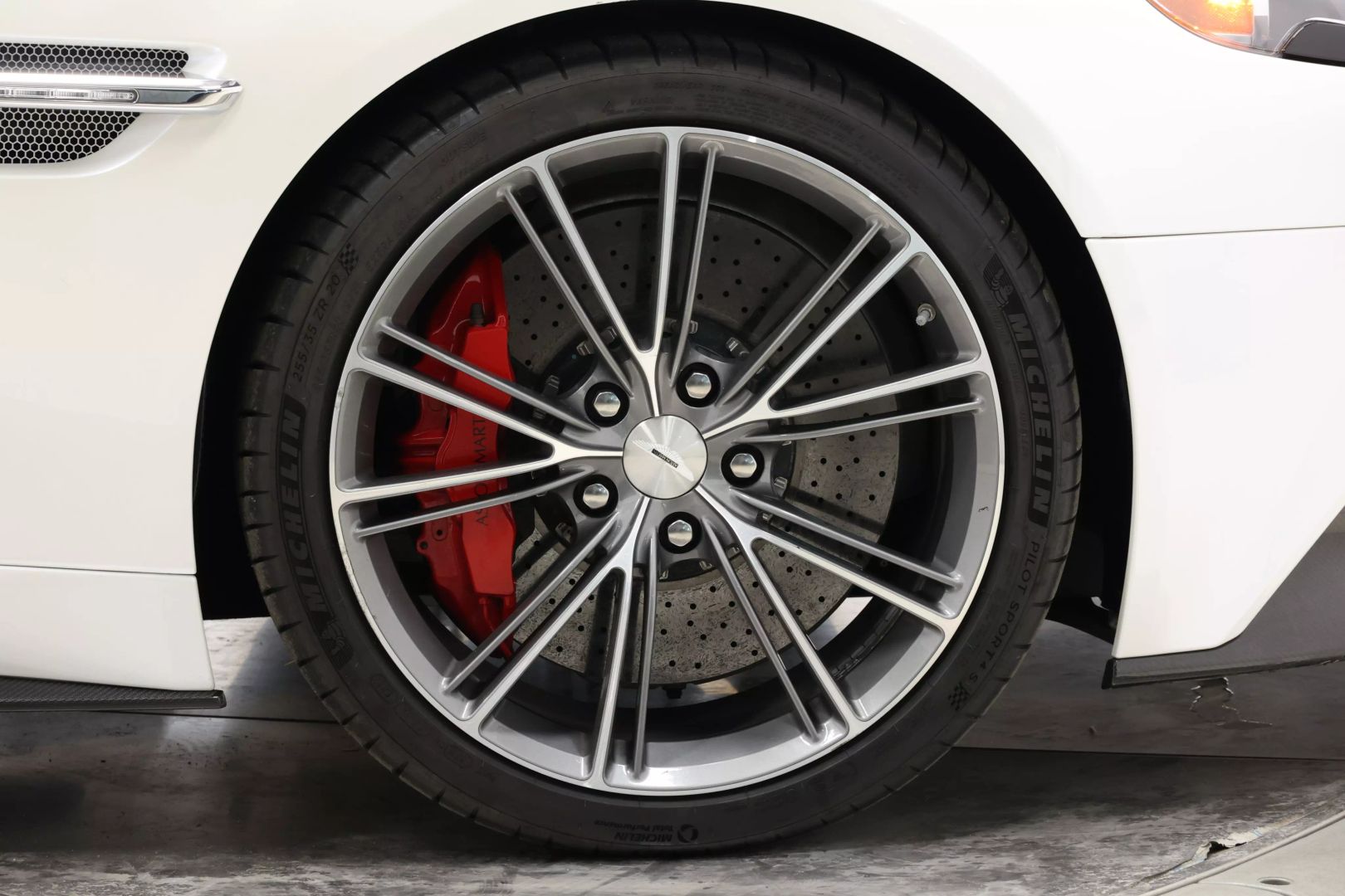 2015 Aston Martin Vanquish - Image 99