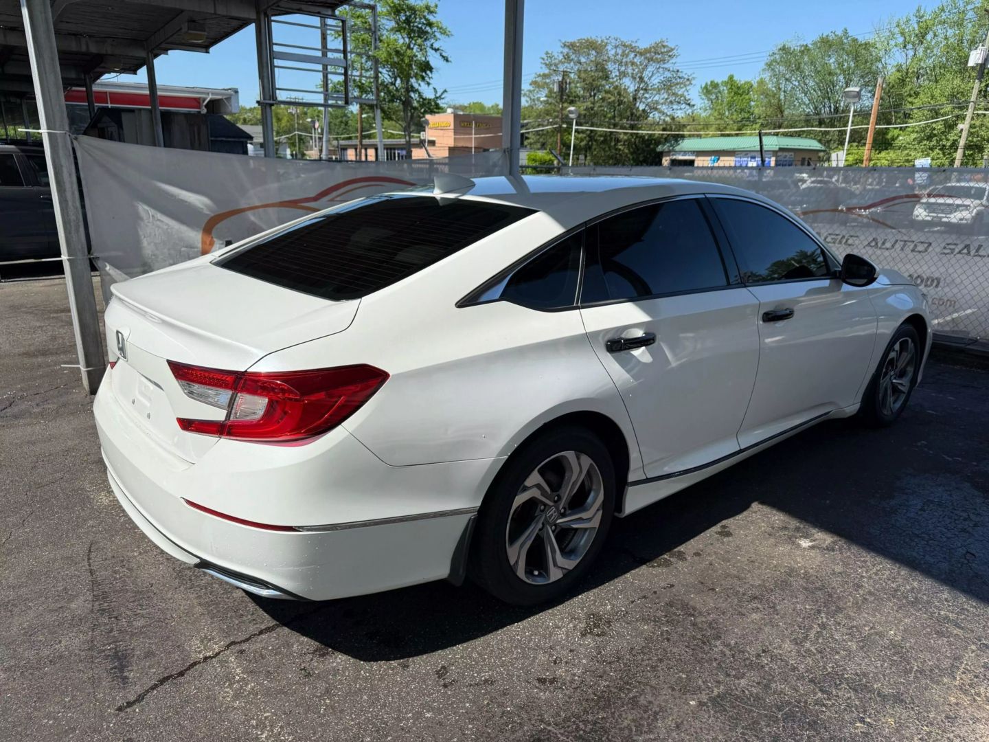 2018 Honda Accord - Image 12