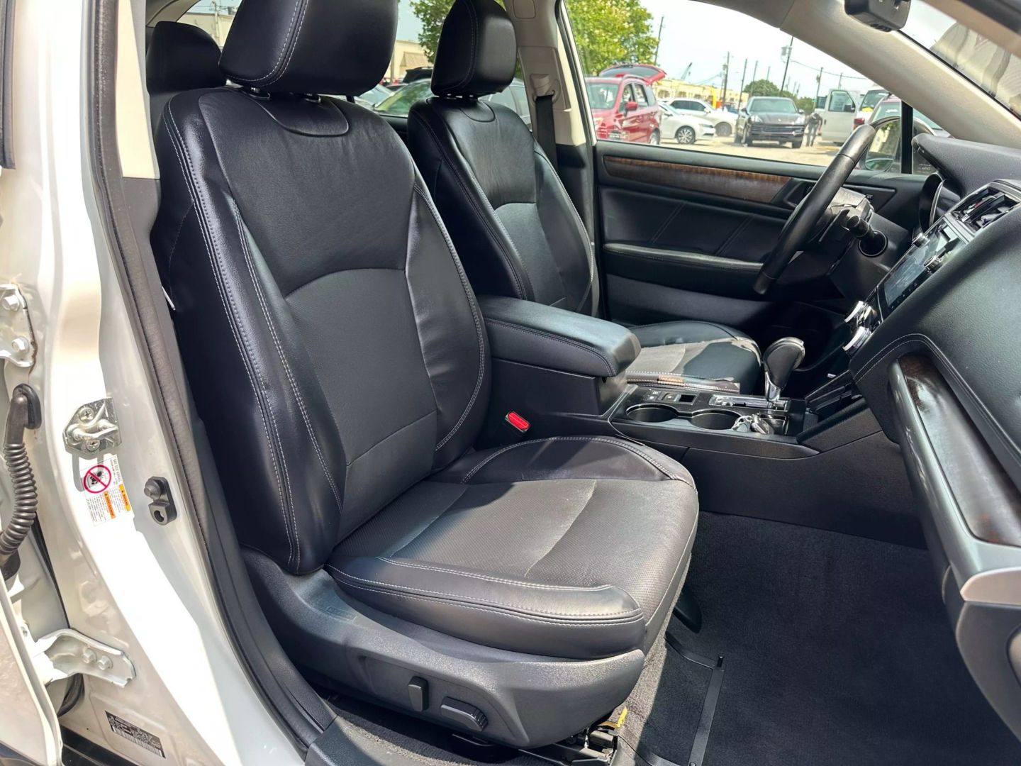 2018 Subaru Outback - Image 36