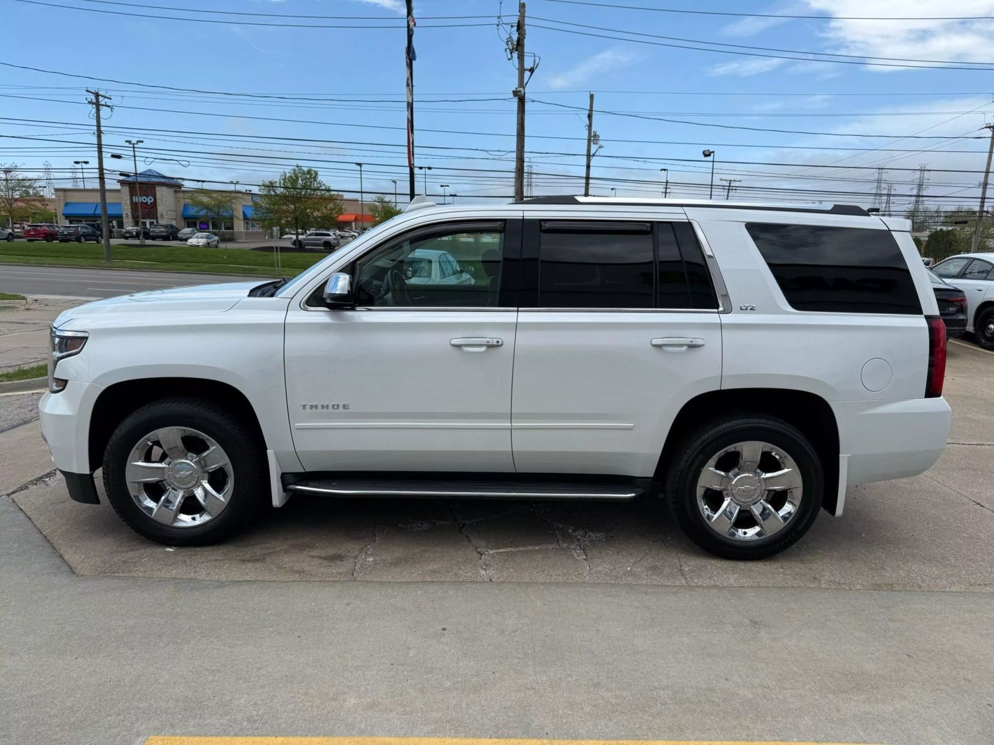2016 Chevrolet Tahoe - Image 6