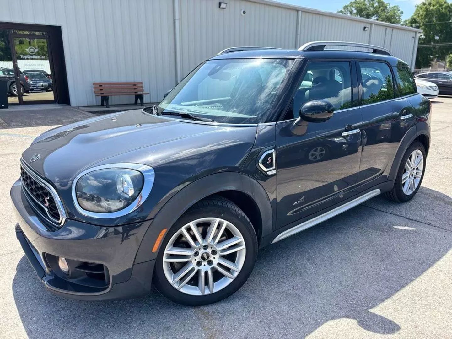 2019 MINI Countryman S's photo