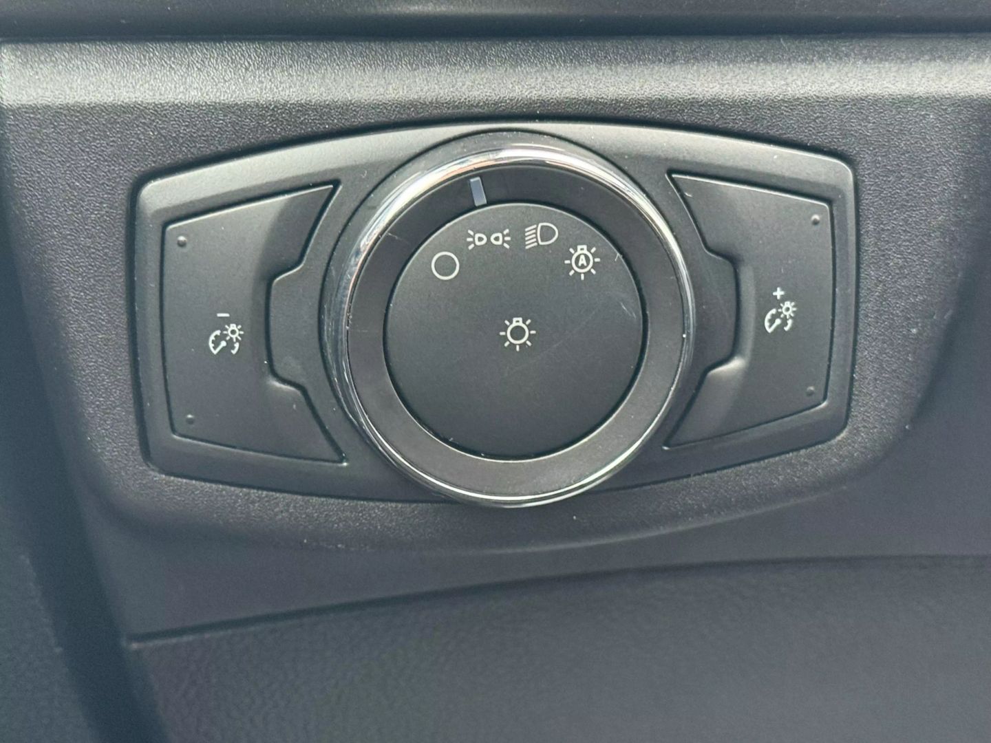 2018 Ford Fusion - Image 43