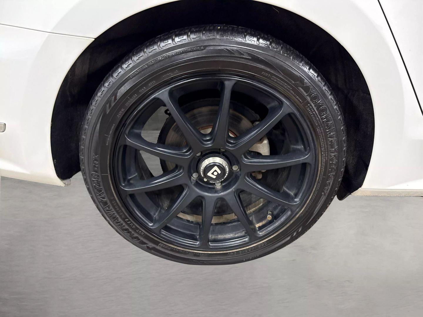 2015 Volkswagen Passat - Image 16
