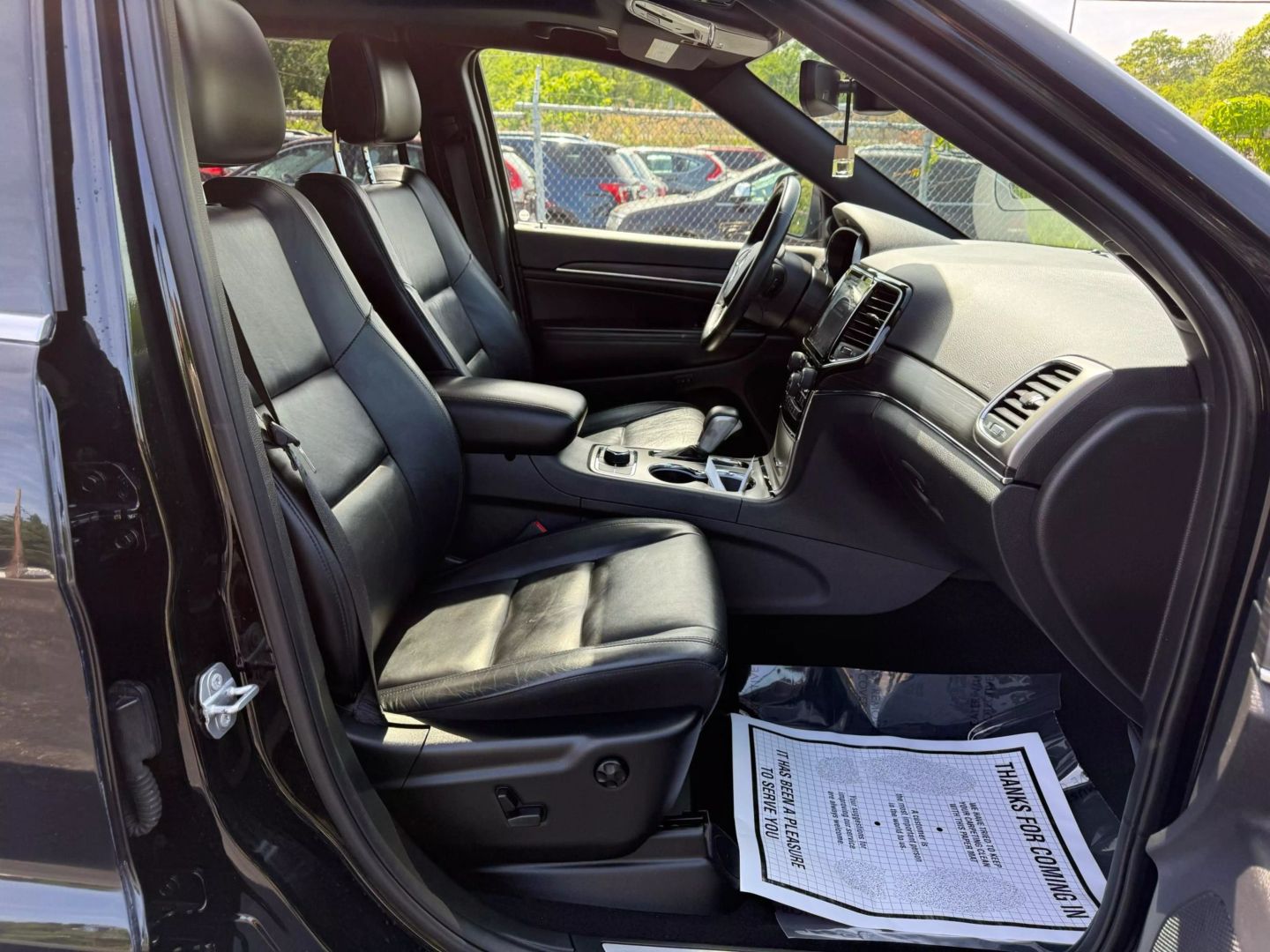 2019 Jeep Grand Cherokee - Image 25