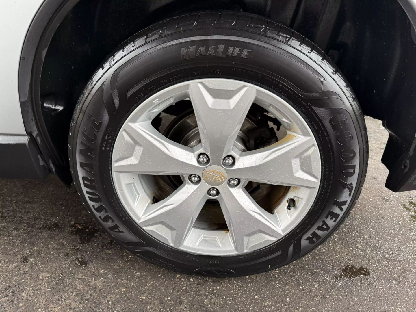 2015 Subaru Forester - Image 39