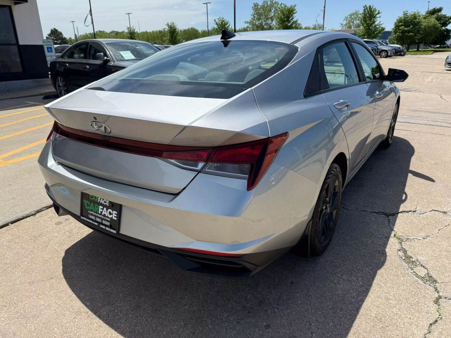 2021 Hyundai Elantra - Image 14