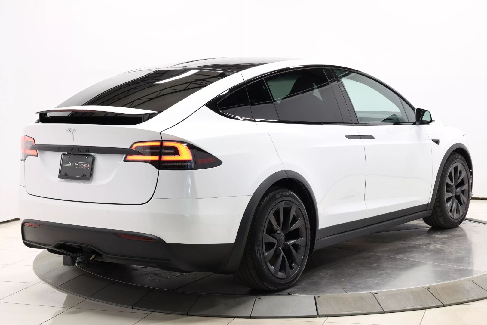 2022 Tesla Model X - Image 59
