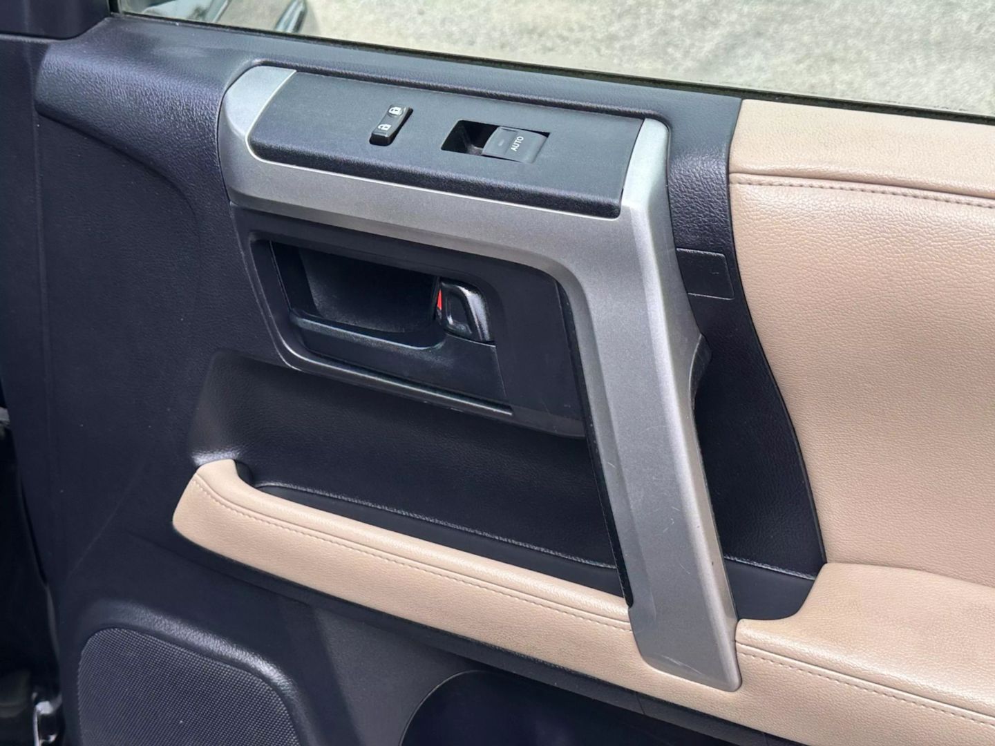 2013 Toyota 4runner - Image 21