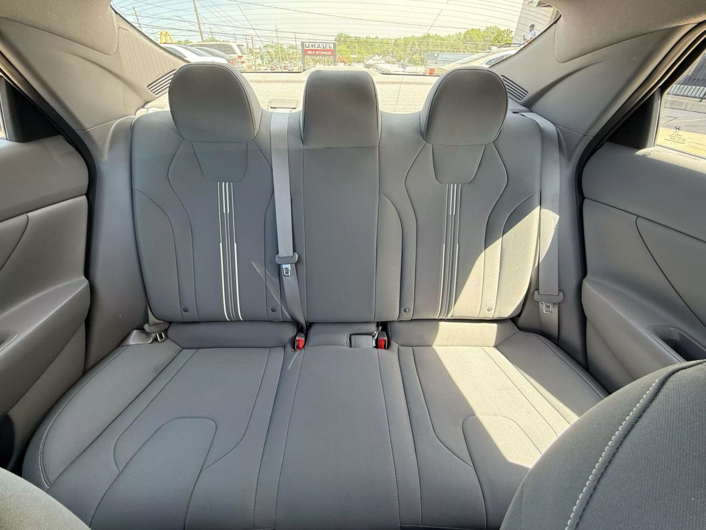 2021 Hyundai Elantra - Image 48