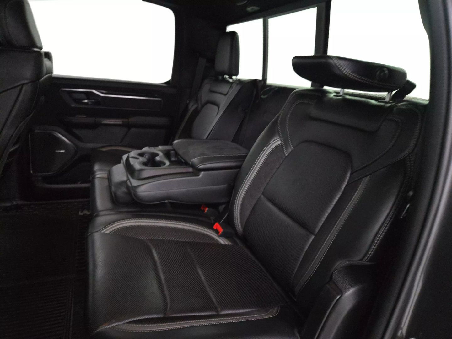 2021 Ram 1500 Crew Cab - Image 15