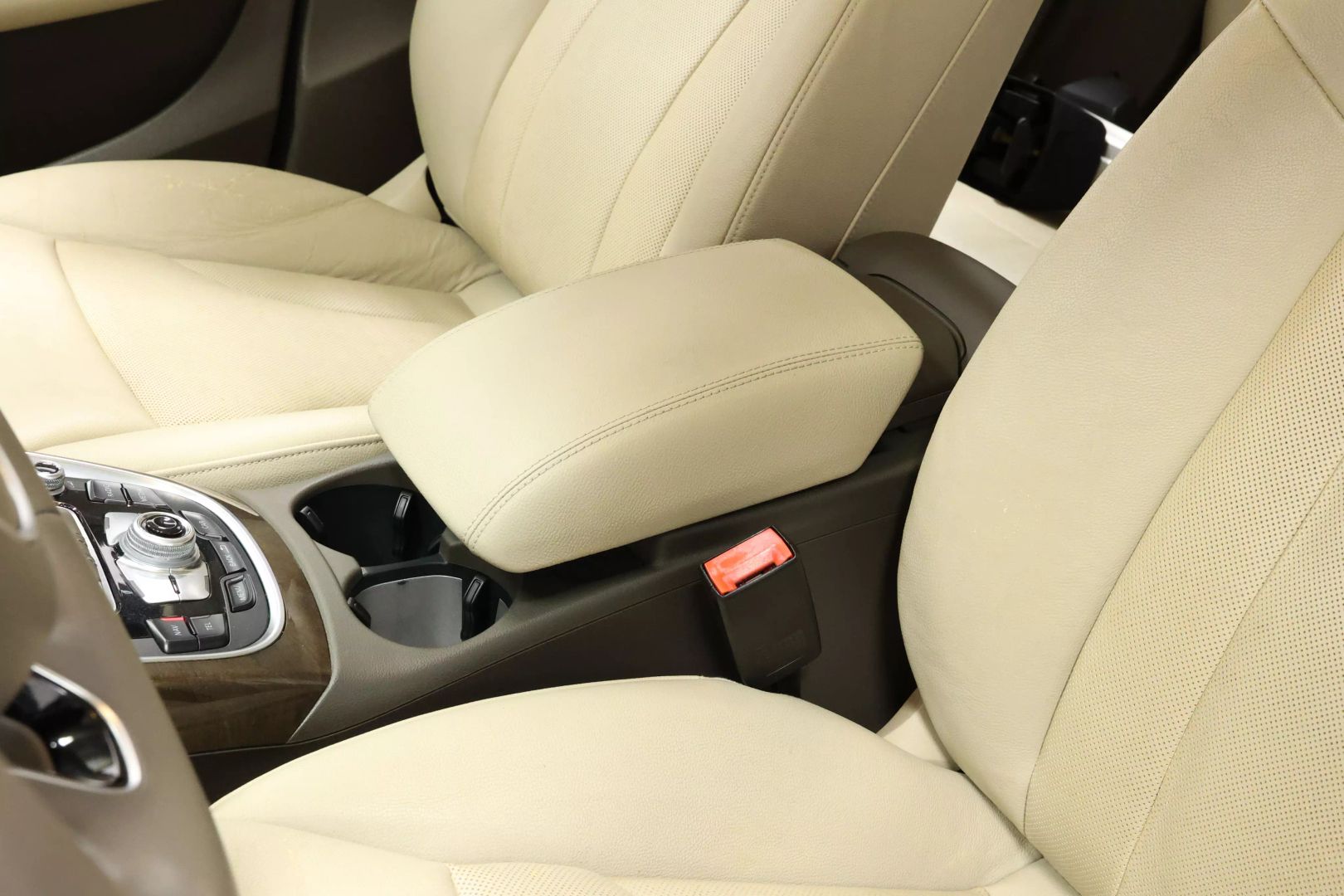 2016 Audi Q5 - Image 22