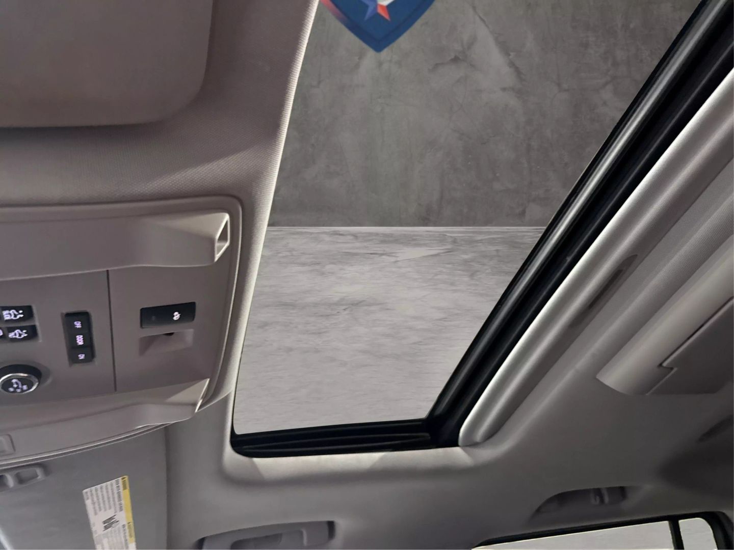 2016 Cadillac Escalade Esv - Image 44