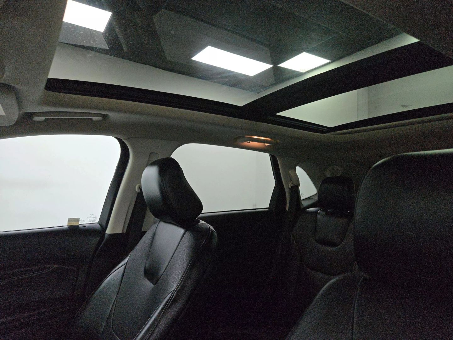 2021 Ford Edge - Image 22