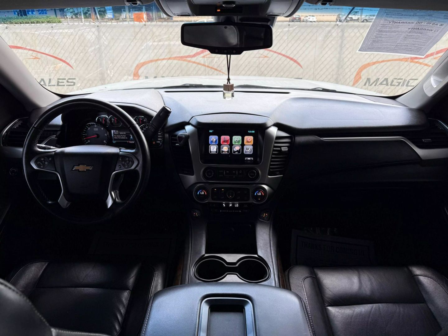 2015 Chevrolet Suburban - Image 28