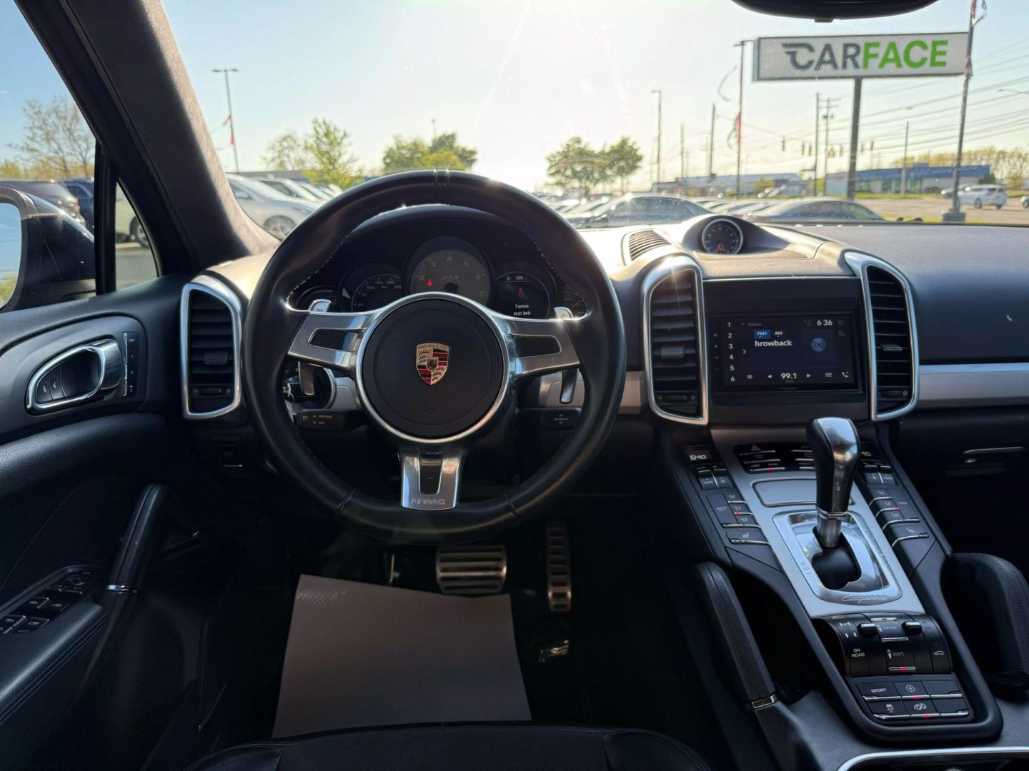 2014 Porsche Cayenne - Image 29