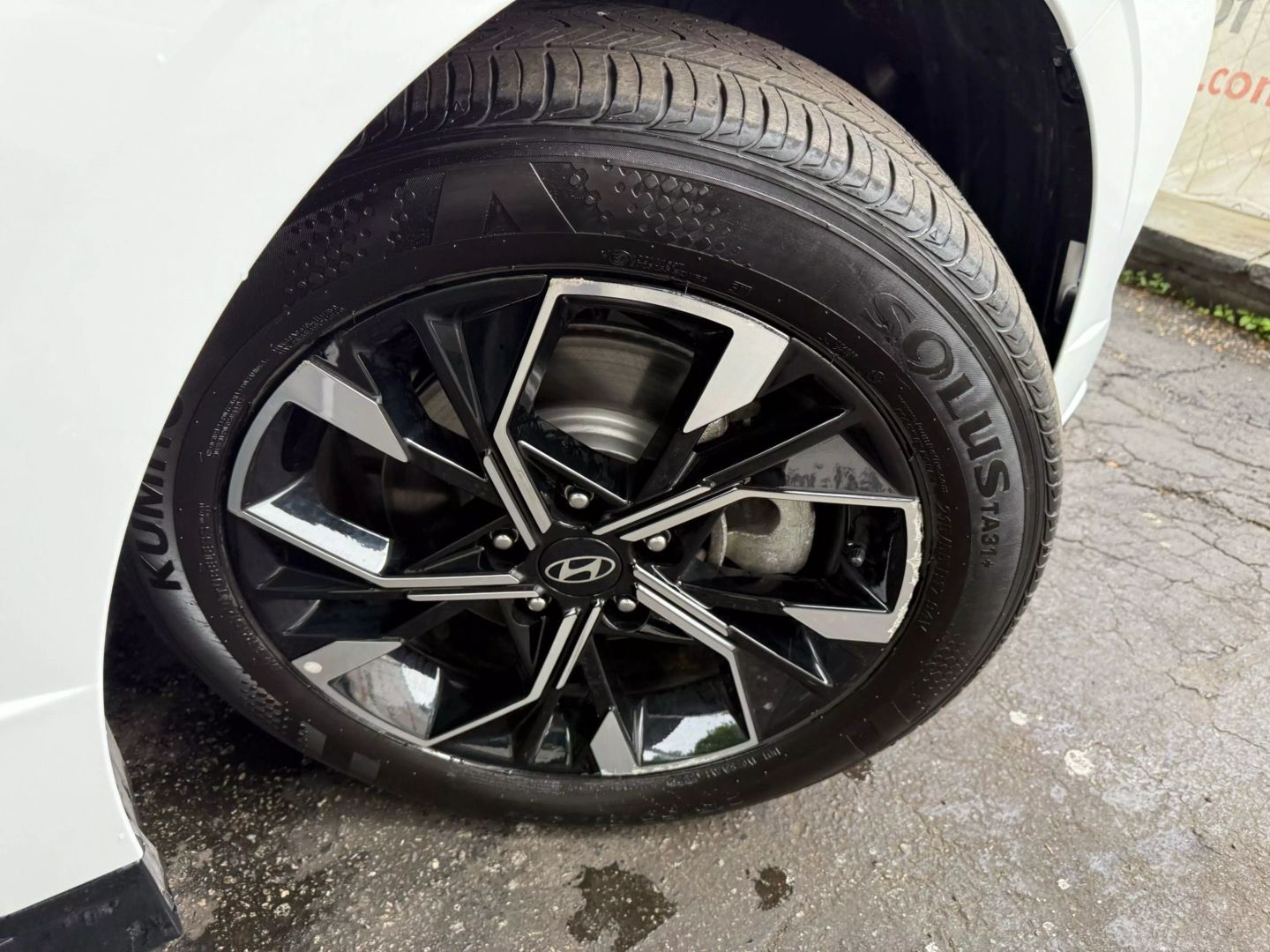 2025 Hyundai Sonata - Image 50