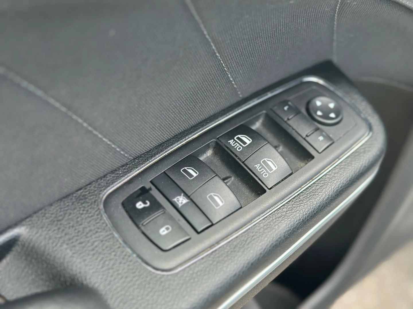 2023 DODGE CHARGER SEDAN V6, 3.6 LITER SXT SEDAN 4D