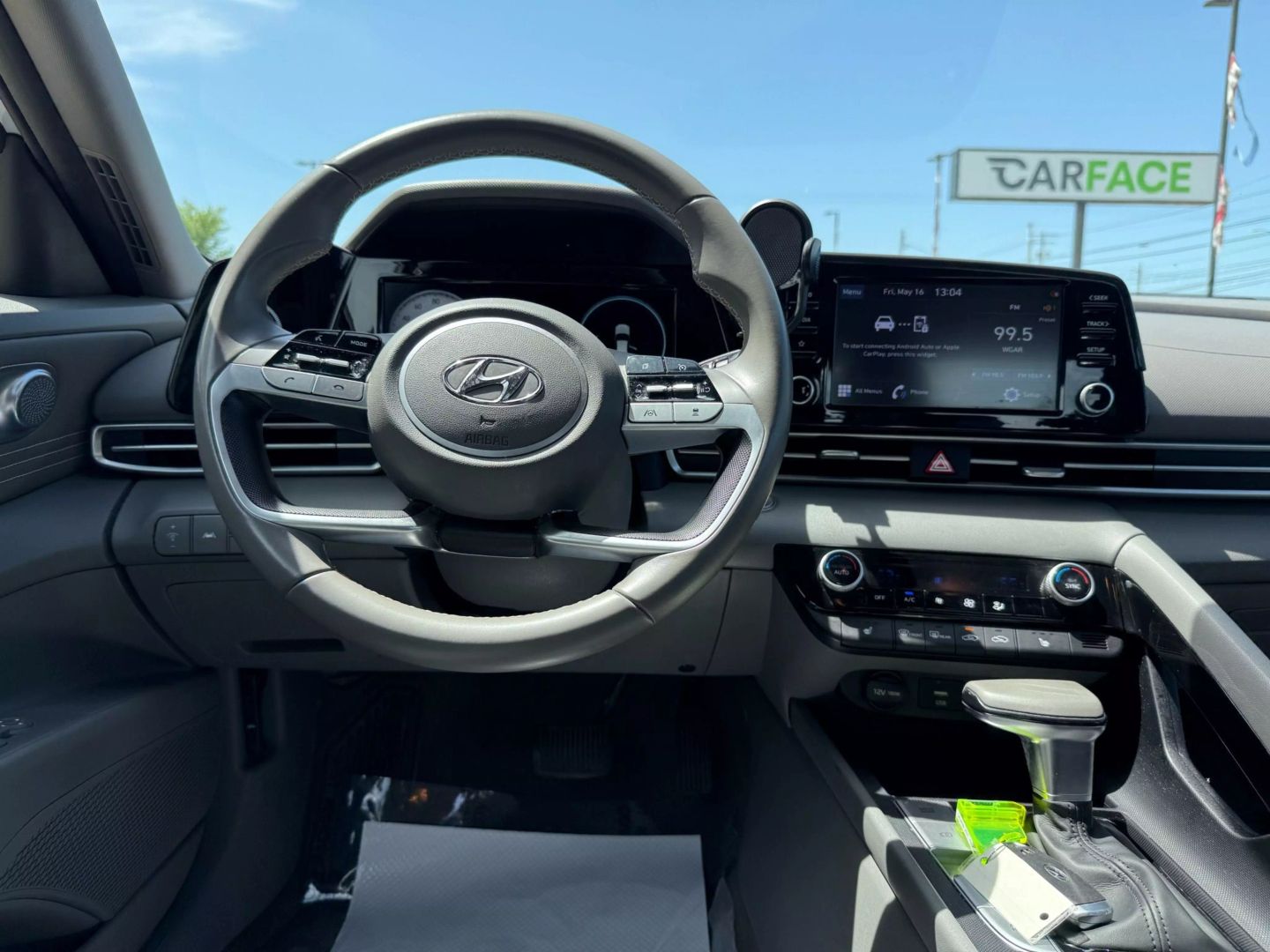 2021 Hyundai Elantra - Image 26
