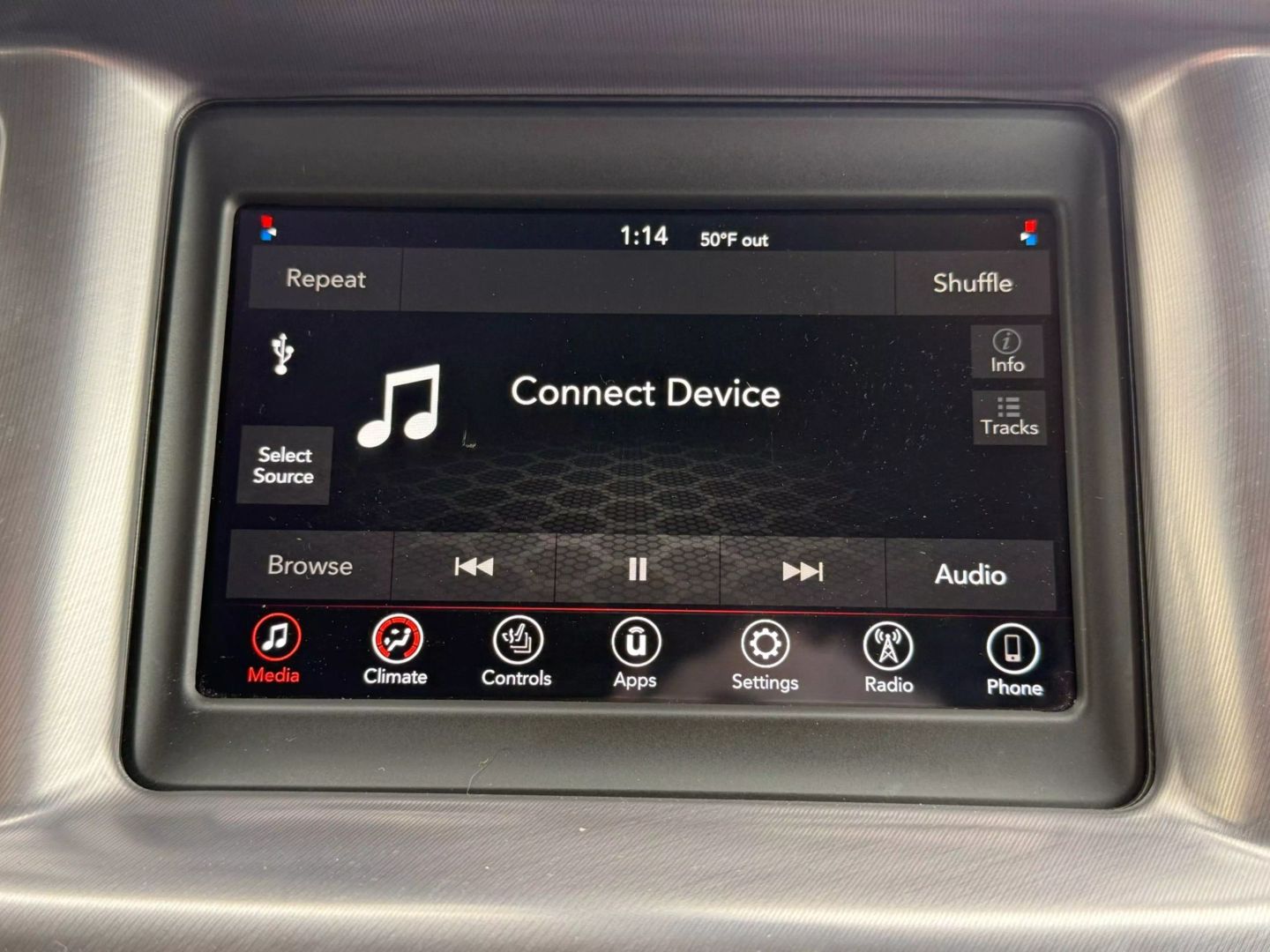 2020 Dodge Charger - Image 32