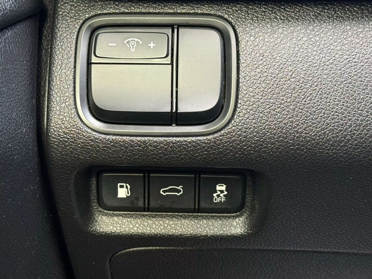 2016 Kia Optima - Image 37