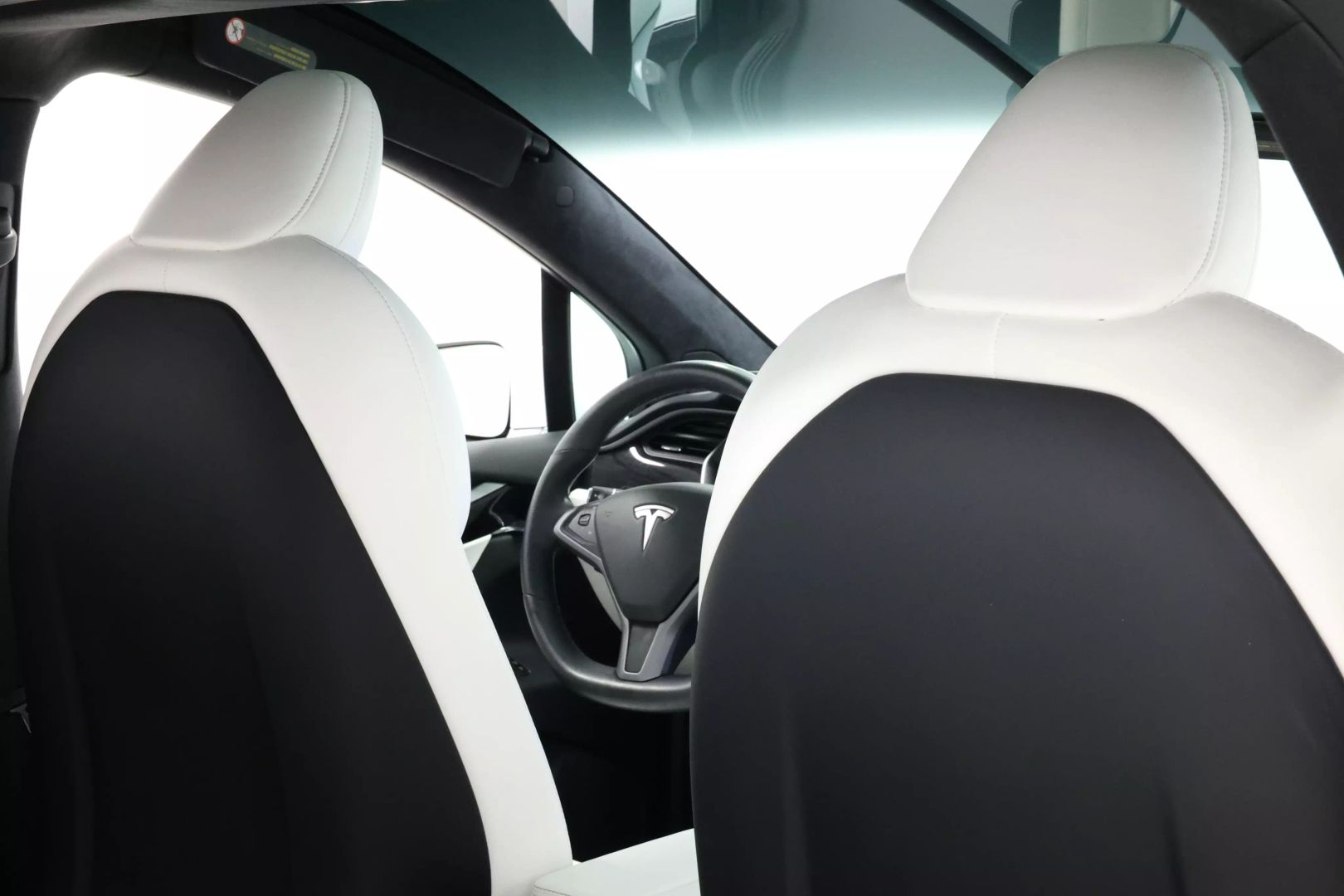 2020 Tesla Model X - Image 104