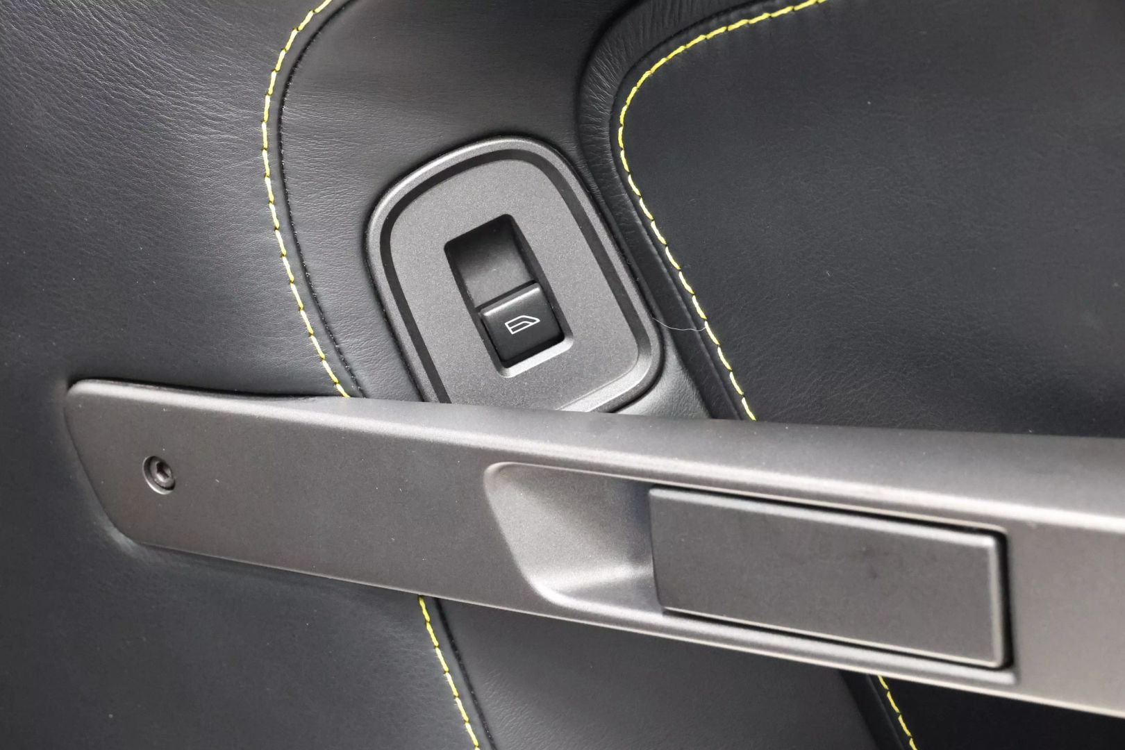 2008 Aston Martin Vantage - Image 66