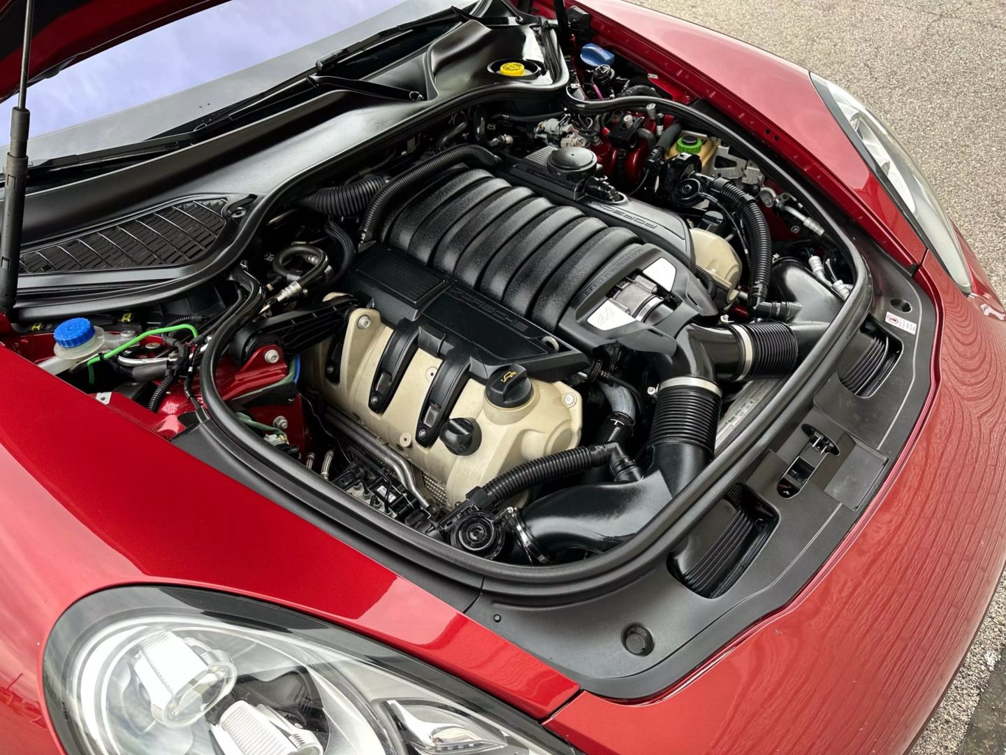 2014 Porsche Panamera - Image 72
