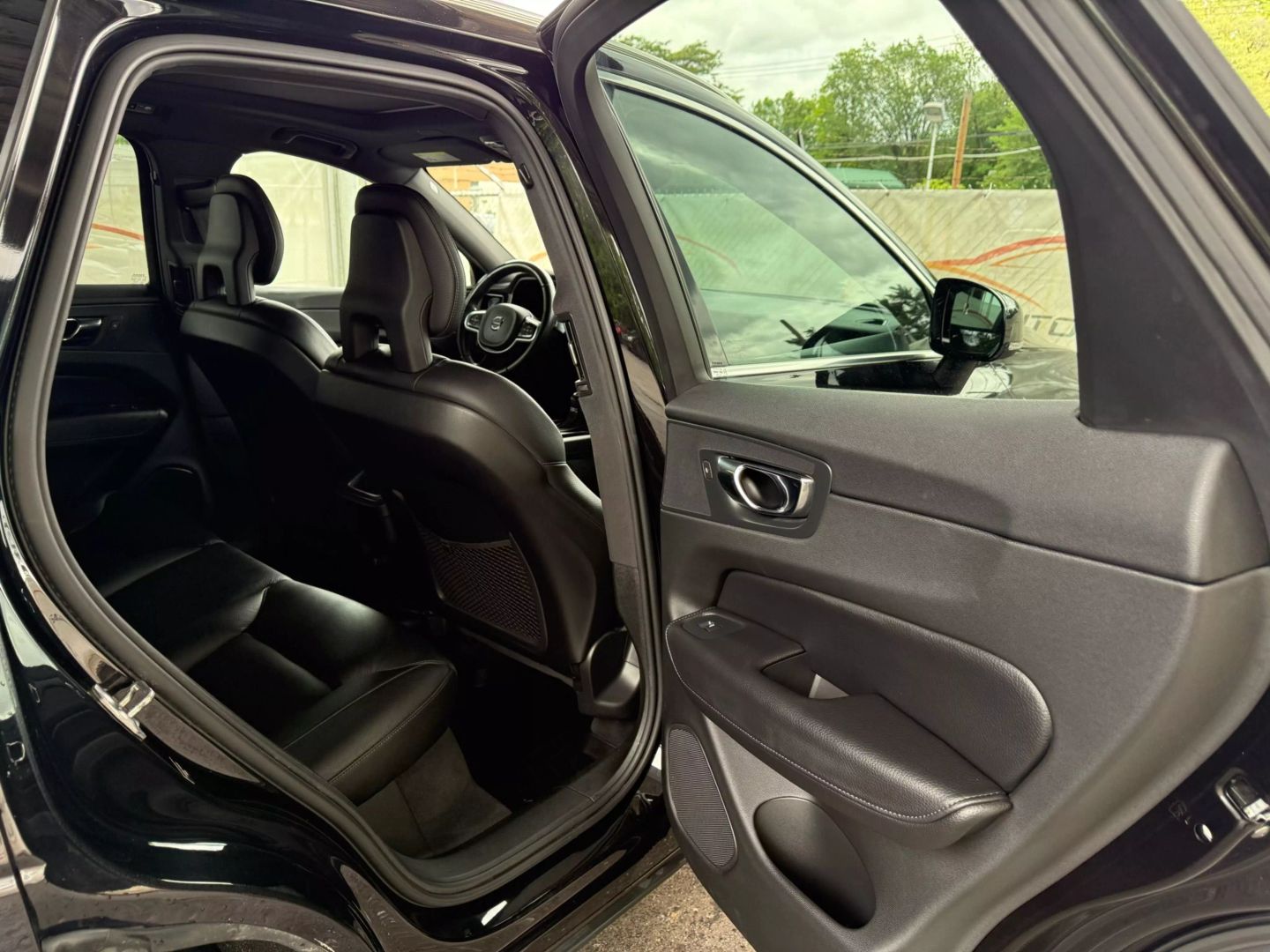 2018 Volvo Xc60 - Image 21