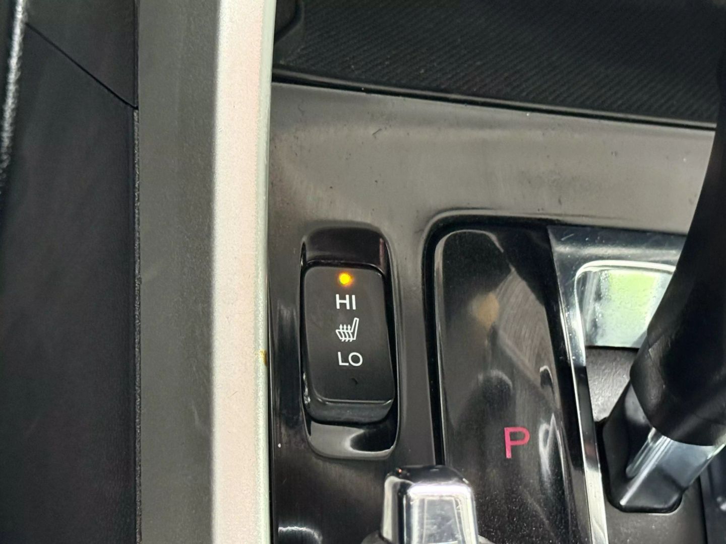 2017 Honda Accord - Image 29