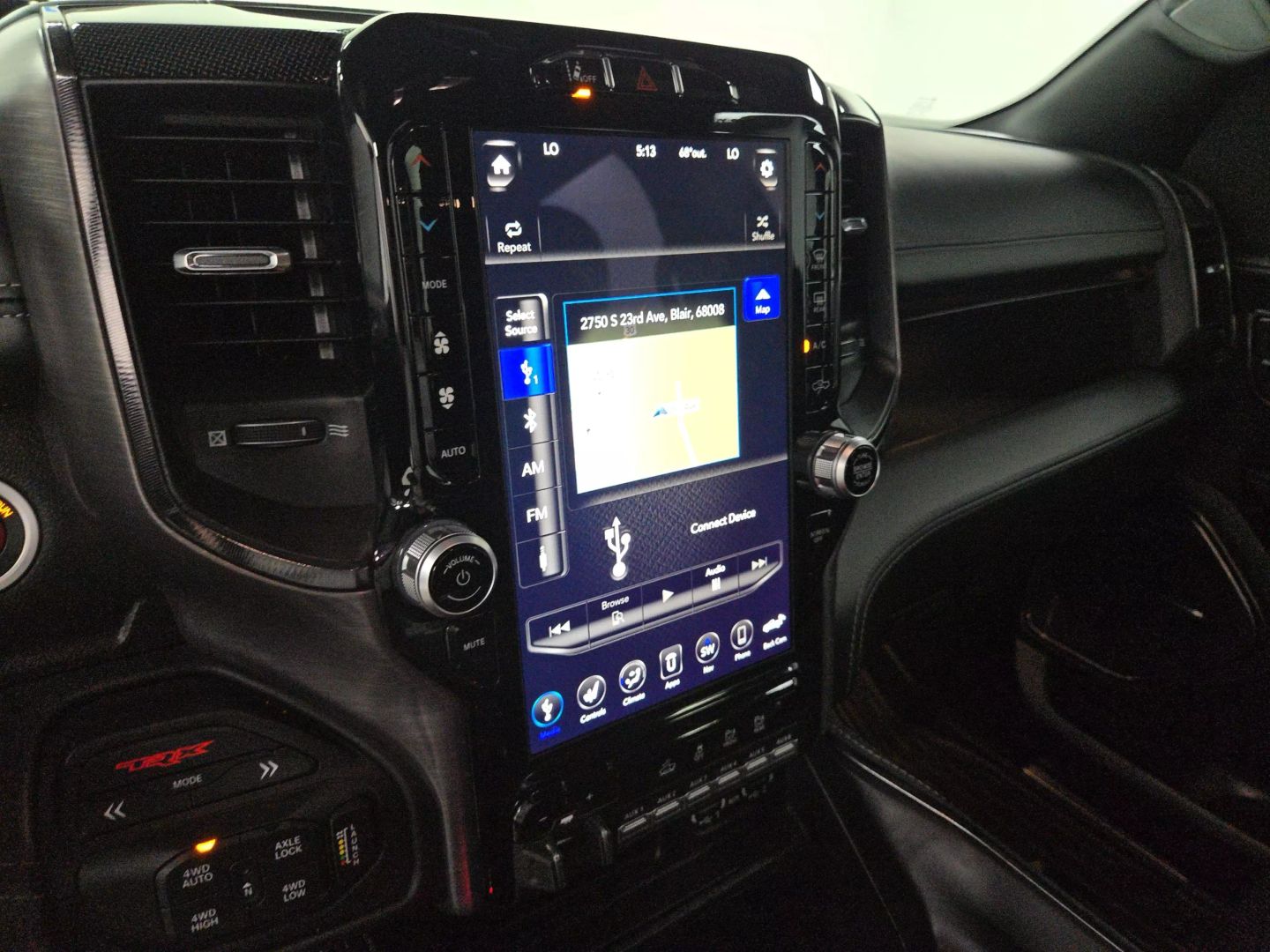 2021 Ram 1500 Crew Cab - Image 25