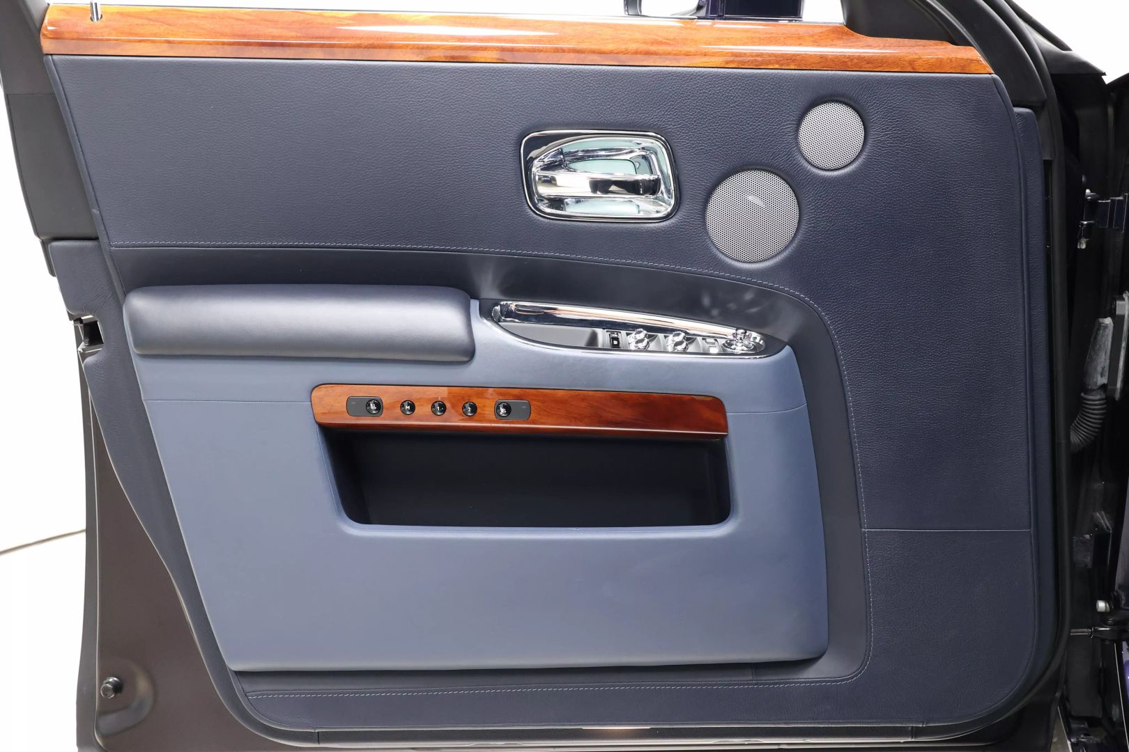 2012 Rolls-royce Ghost - Image 9