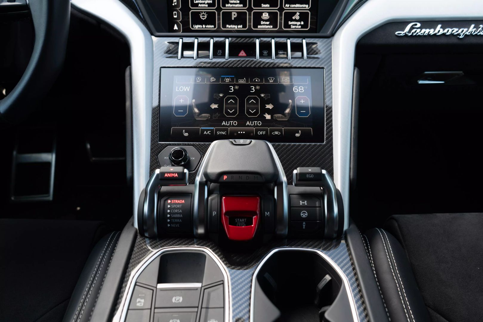 2019 Lamborghini Urus - Image 51