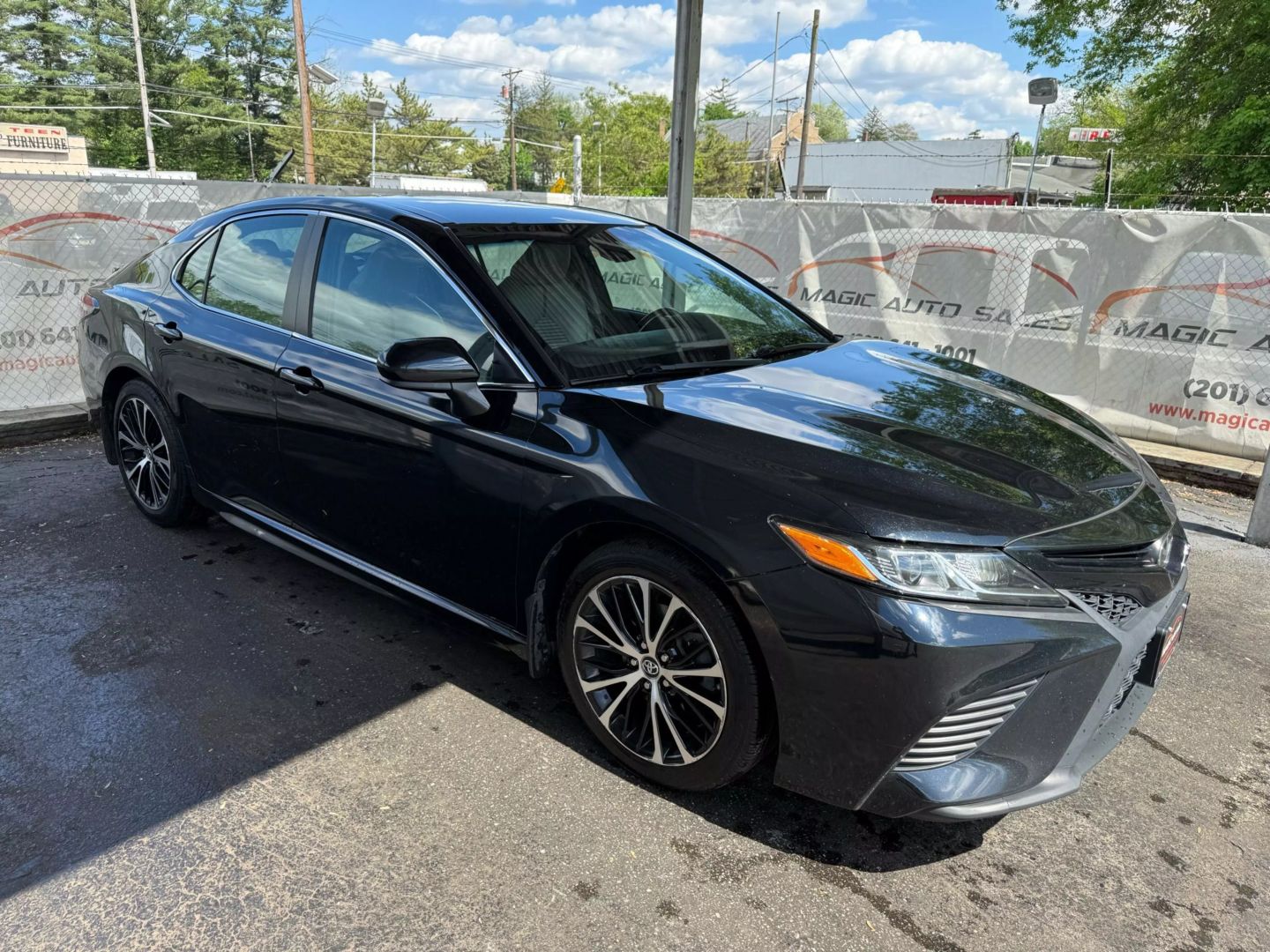 2019 Toyota Camry - Image 7
