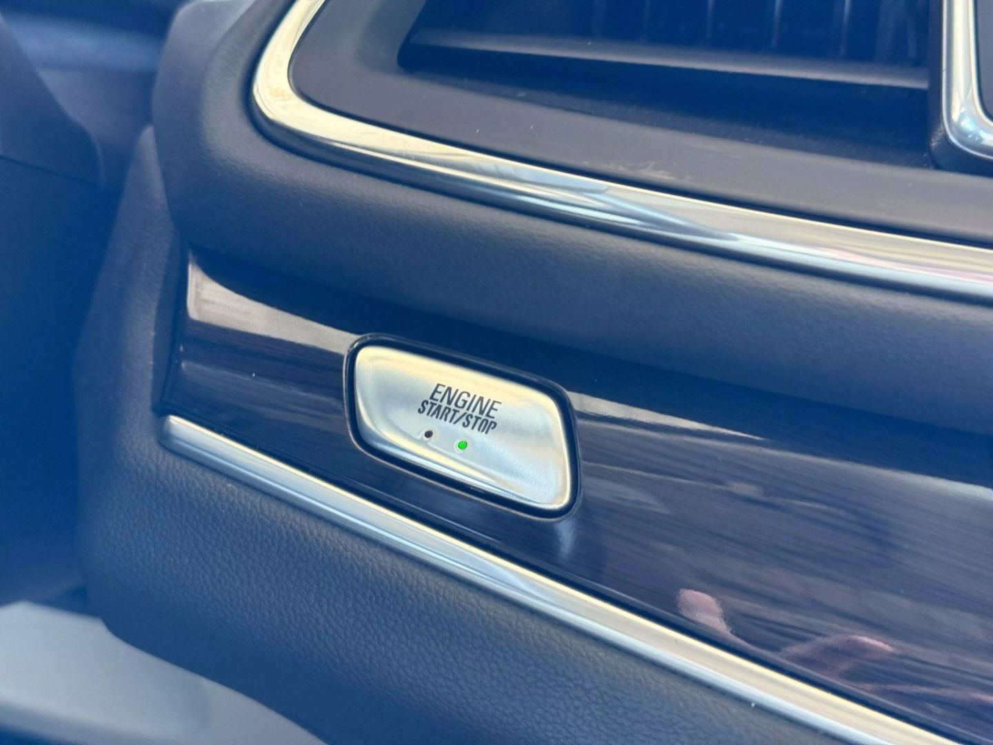 2019 Buick Enclave - Image 34