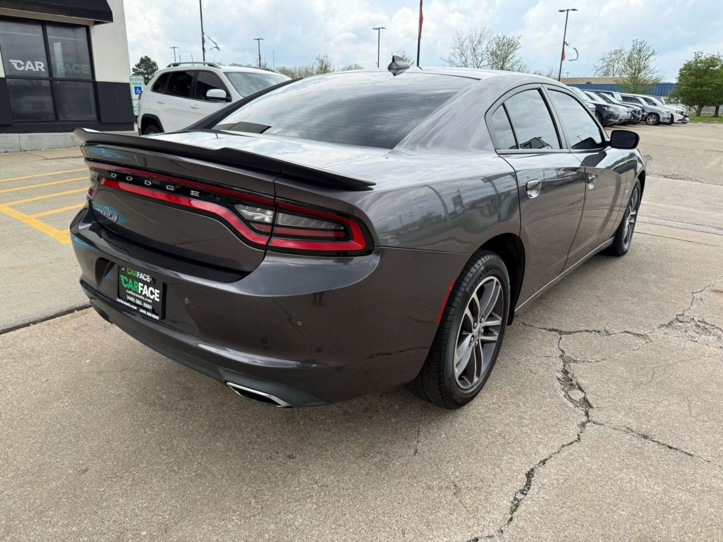 2018 Dodge Charger - Image 14