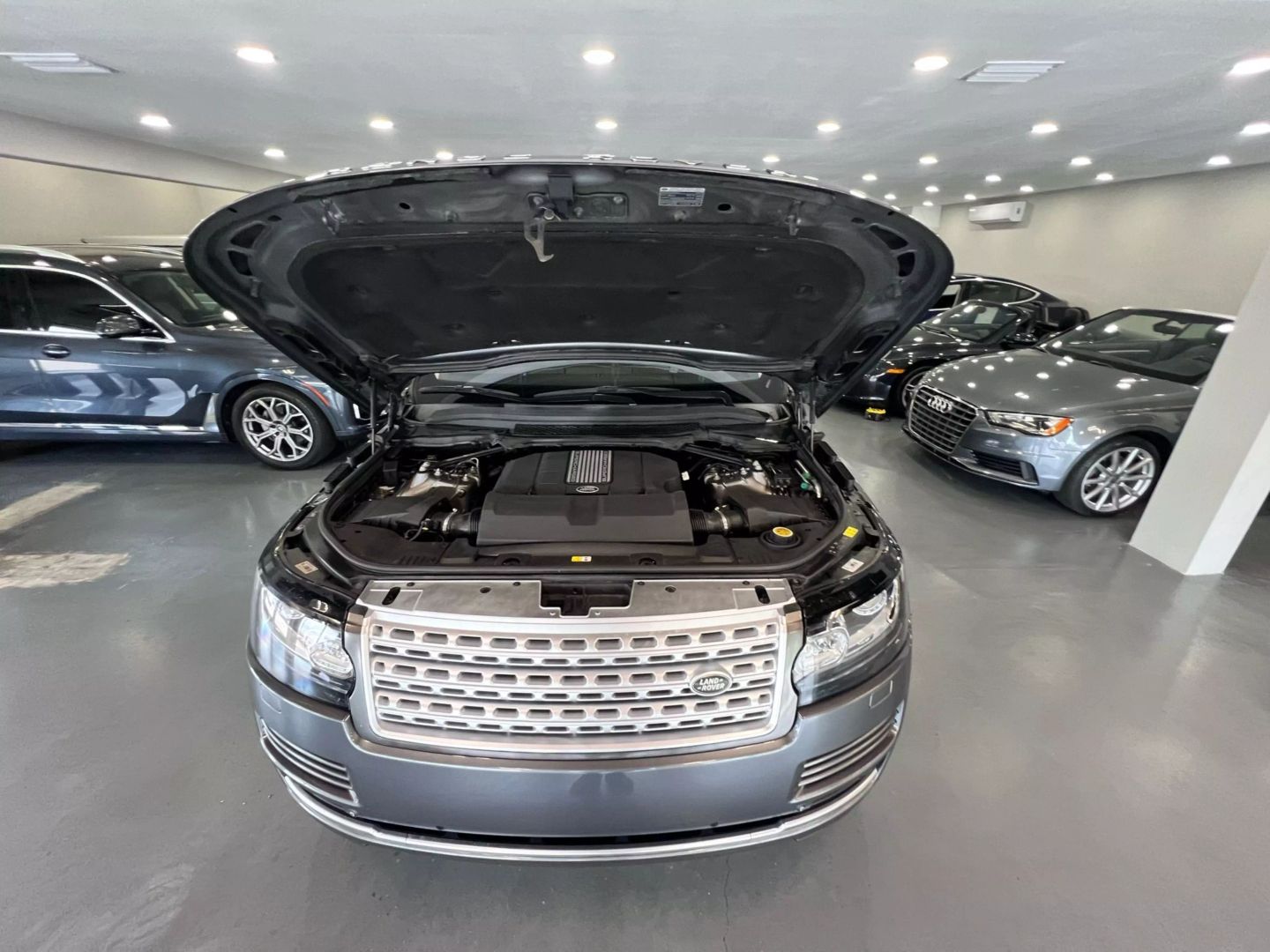 2015 Land Rover Range Rover Hse Sport Utility 4d - Image 40