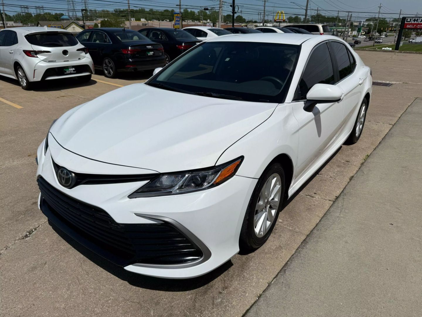 2021 Toyota Camry - Image 4