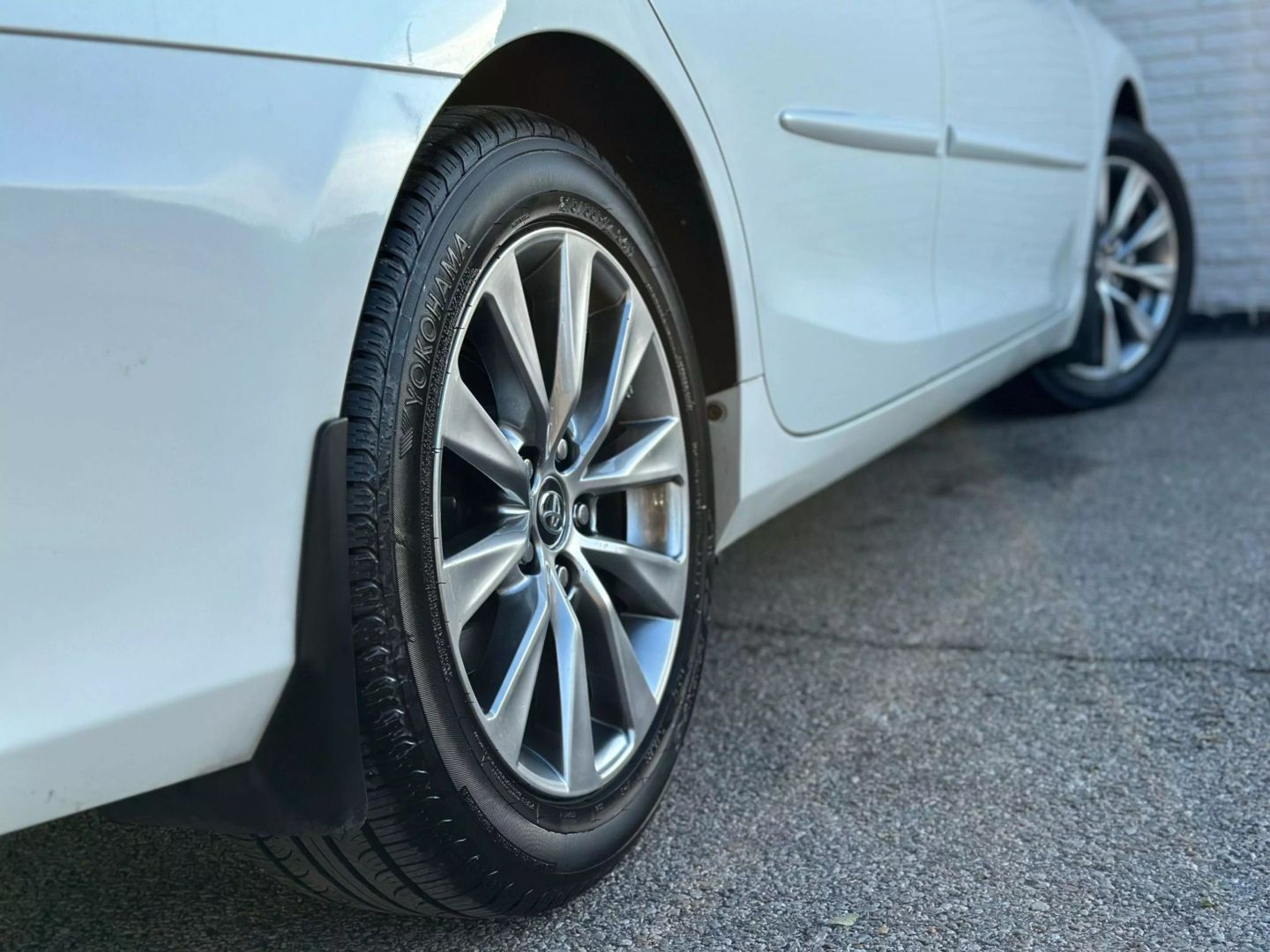 2015 Toyota Camry - Image 63