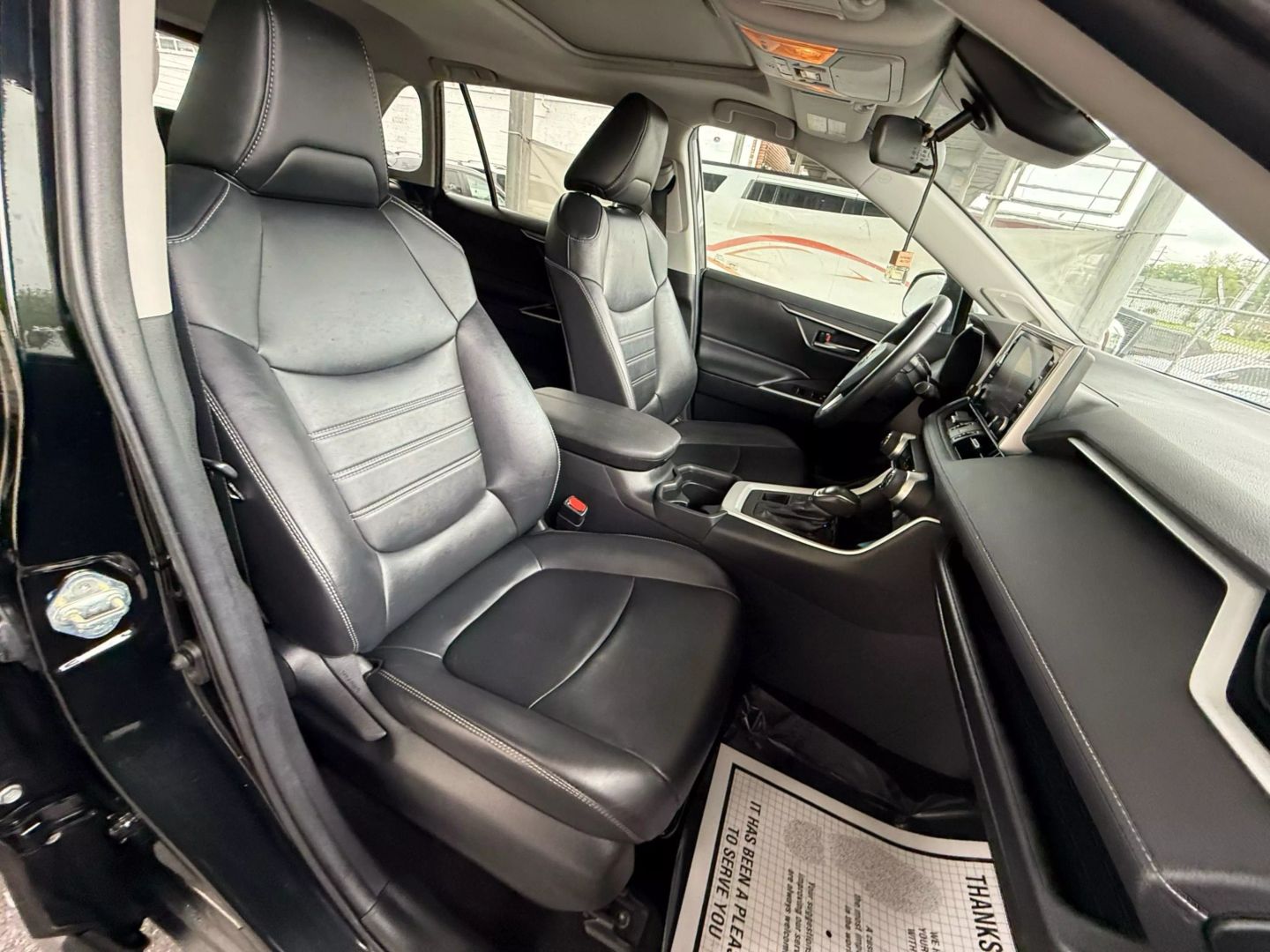 2019 Toyota Rav4 - Image 26