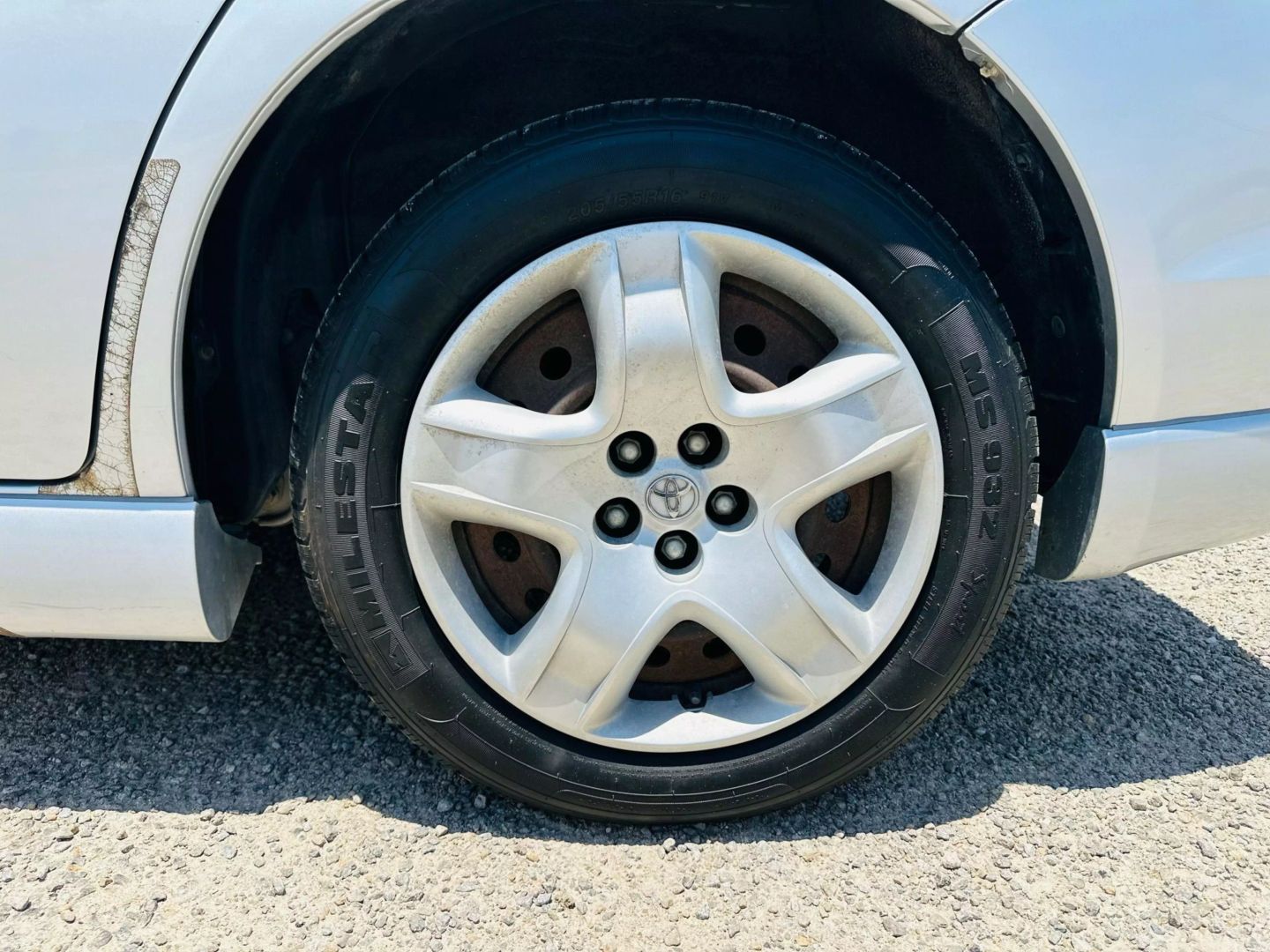 2005 Toyota Matrix - Image 11